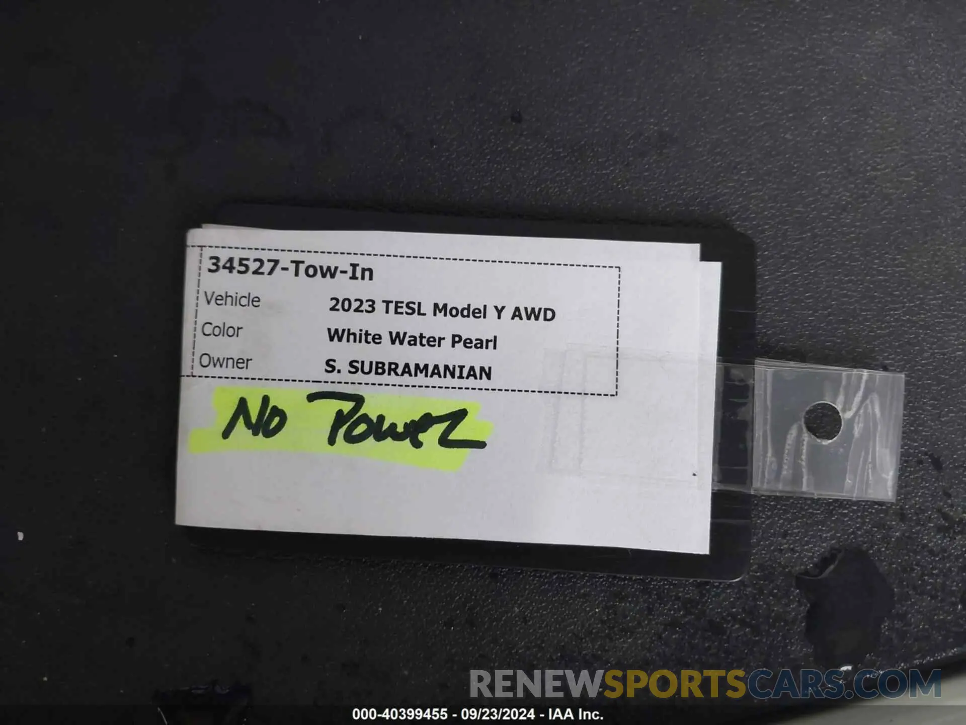 11 Photograph of a damaged car 7SAYGDEE7PA100523 TESLA MODEL Y 2023