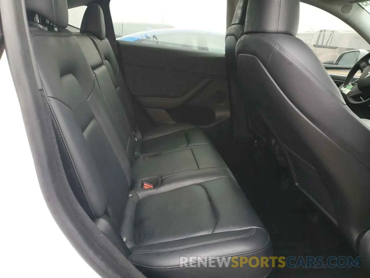 11 Photograph of a damaged car 7SAYGDEE7PA102174 TESLA MODEL Y 2023