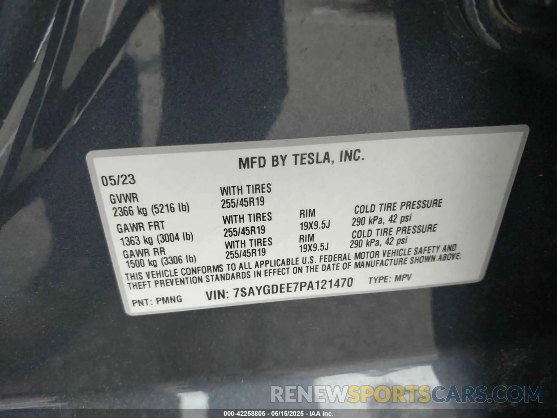 9 Photograph of a damaged car 7SAYGDEE7PA121470 TESLA MODEL Y 2023