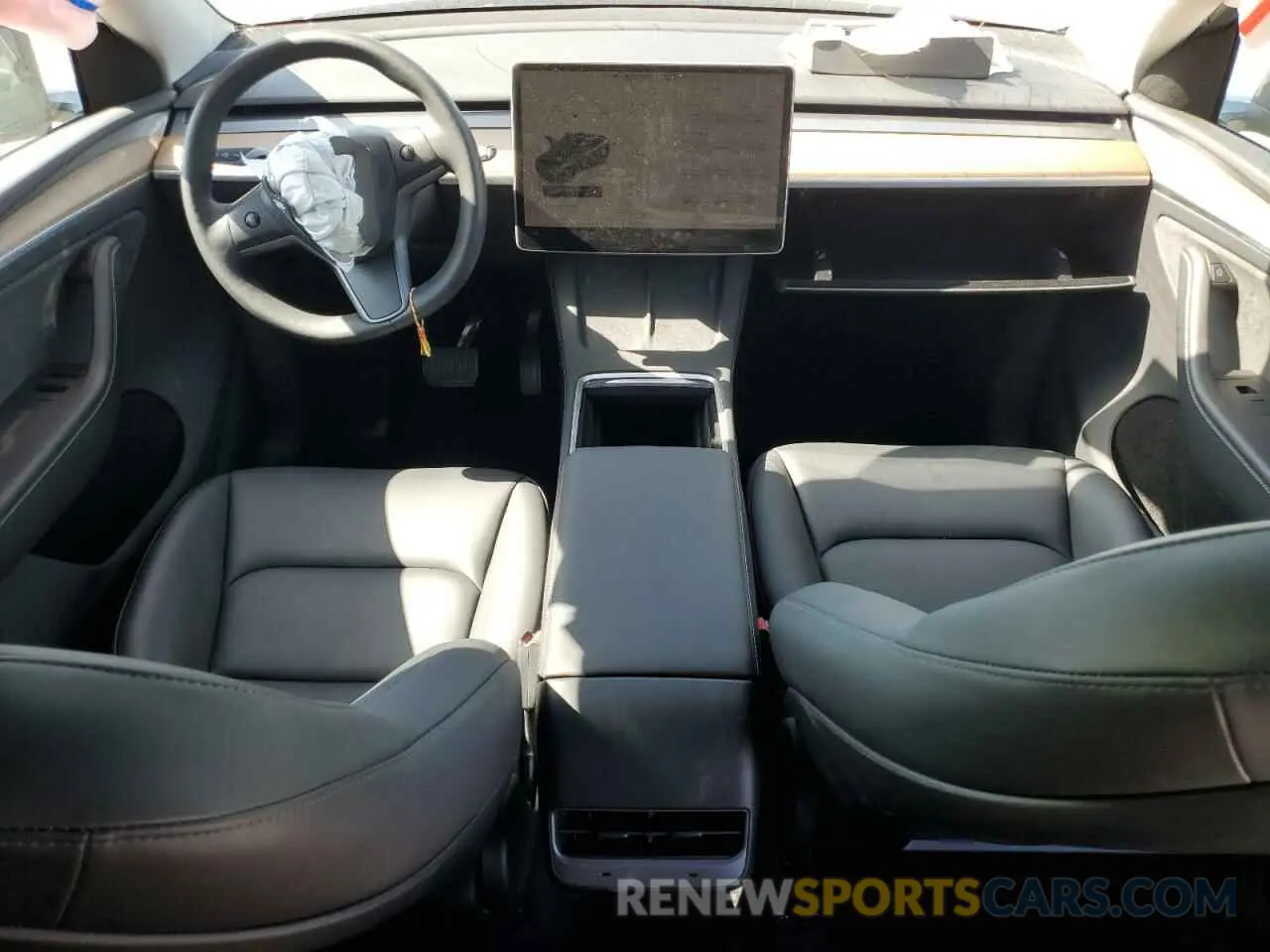 8 Photograph of a damaged car 7SAYGDEE7PA131500 TESLA MODEL Y 2023