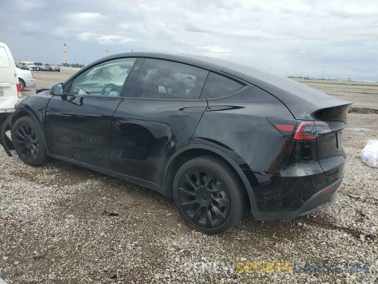 2 Photograph of a damaged car 7SAYGDEE7PA137443 TESLA MODEL Y 2023