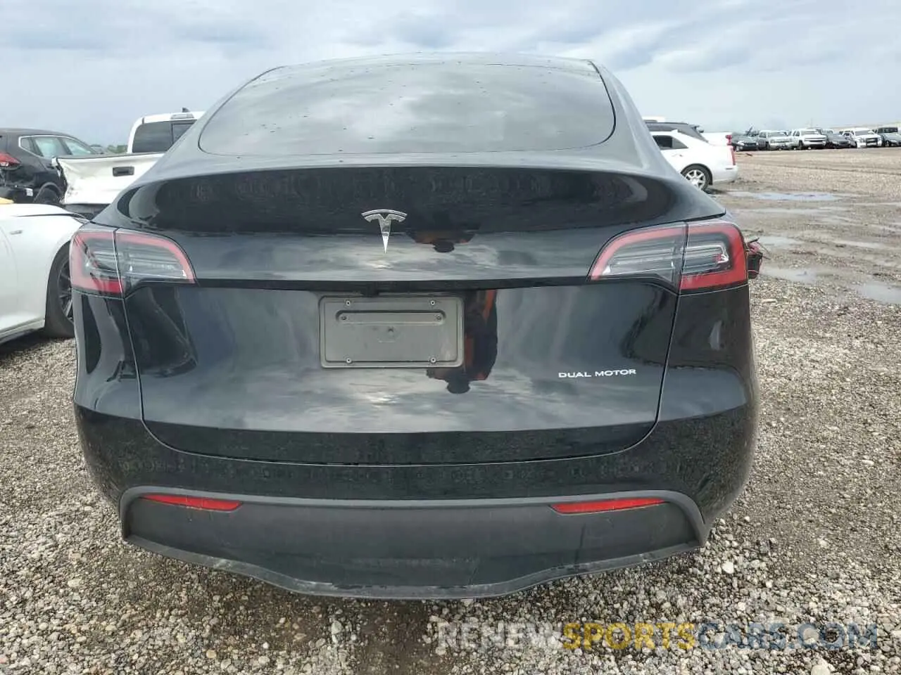 6 Photograph of a damaged car 7SAYGDEE7PA137443 TESLA MODEL Y 2023