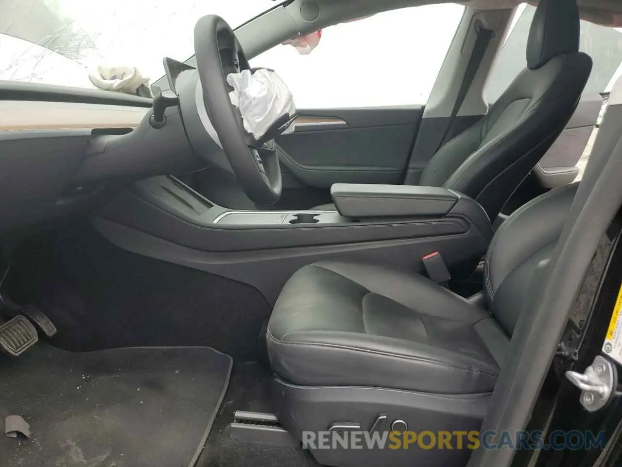 7 Photograph of a damaged car 7SAYGDEE7PA137443 TESLA MODEL Y 2023