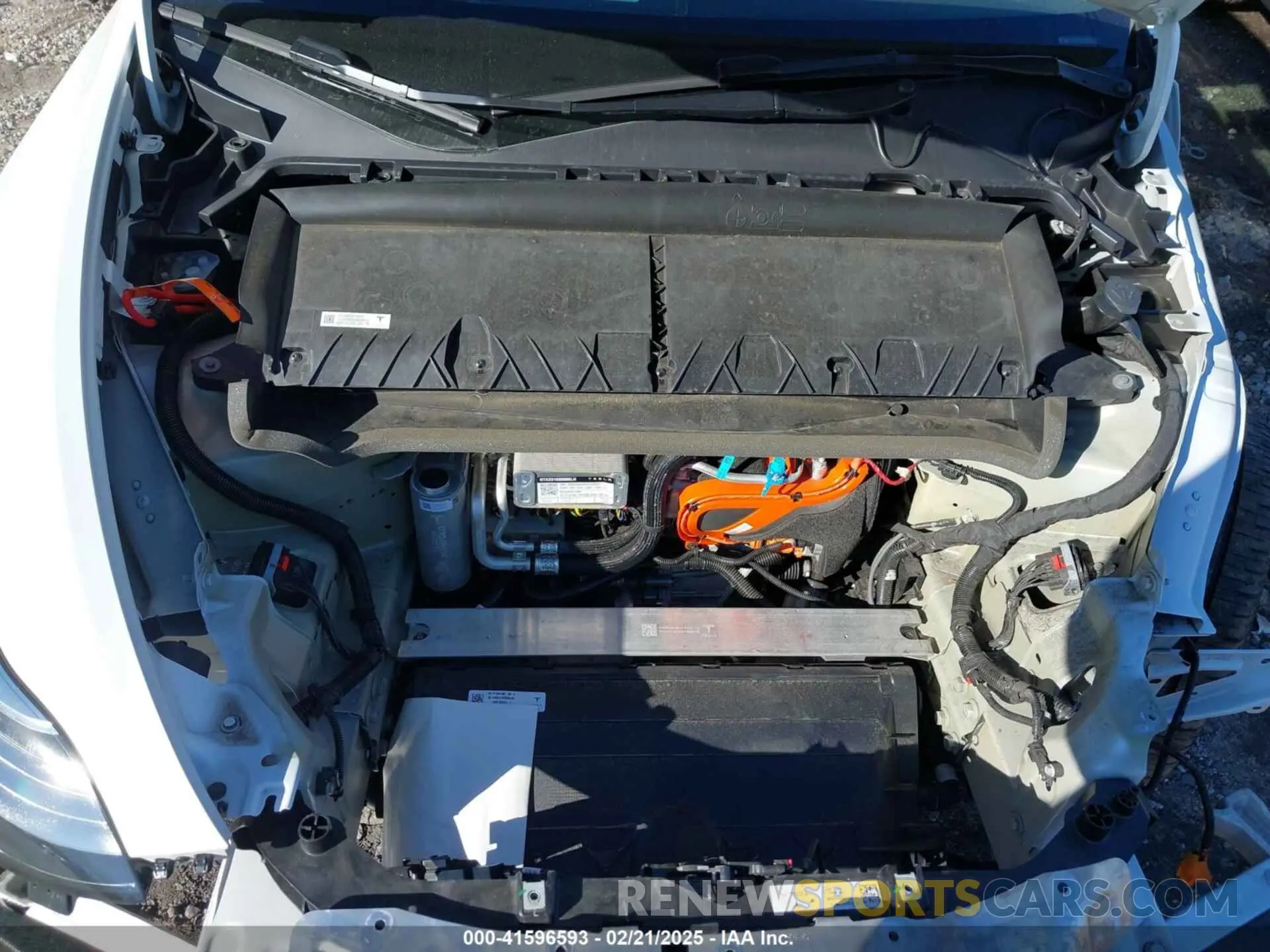 10 Photograph of a damaged car 7SAYGDEE7PA138253 TESLA MODEL Y 2023