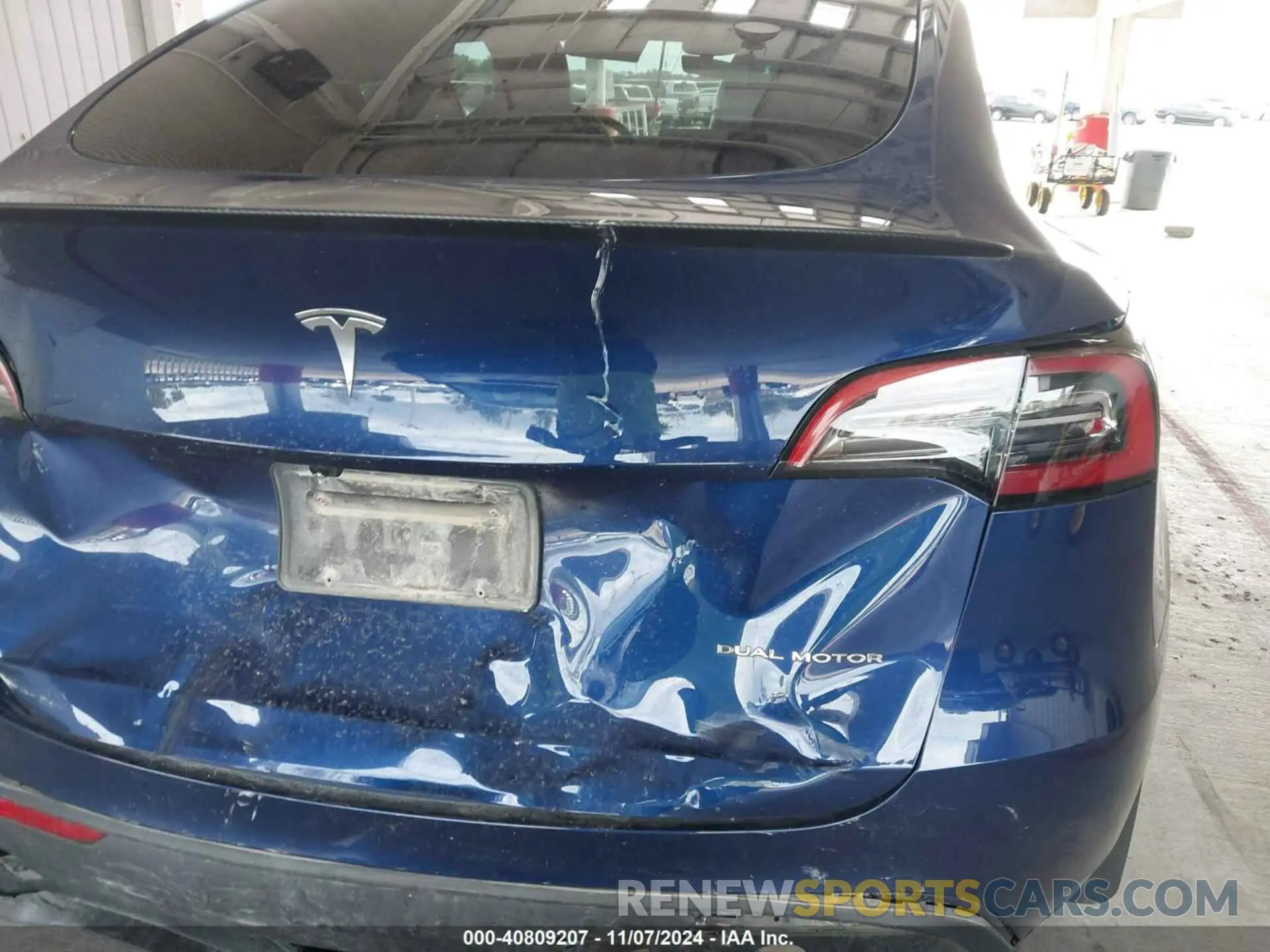 6 Photograph of a damaged car 7SAYGDEE7PA143890 TESLA MODEL Y 2023