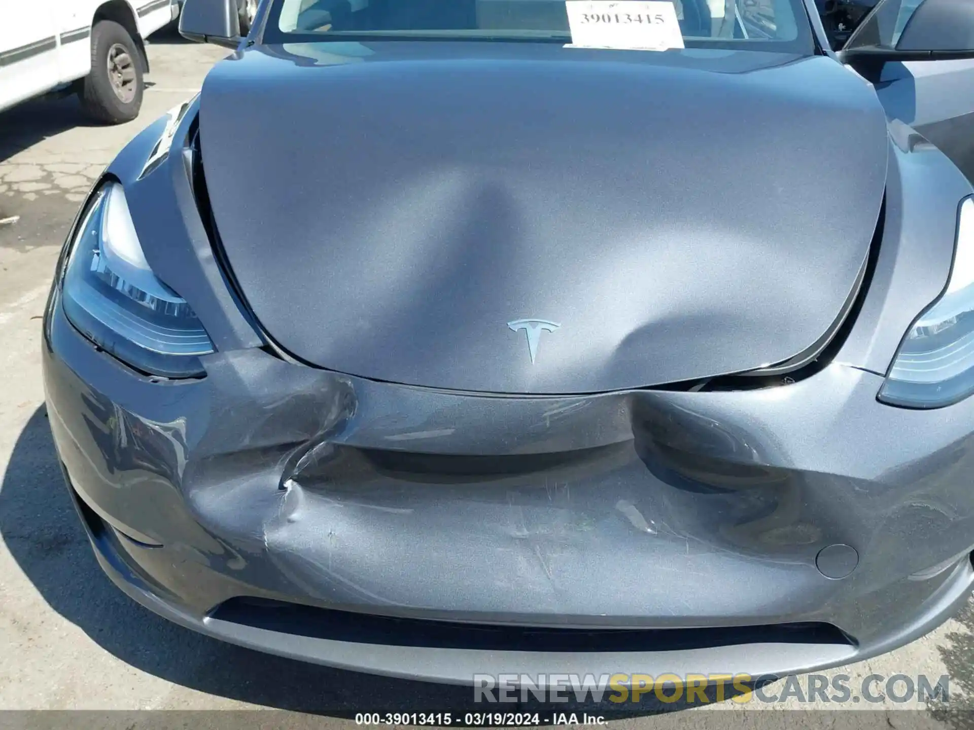 6 Photograph of a damaged car 7SAYGDEE7PA146093 TESLA MODEL Y 2023