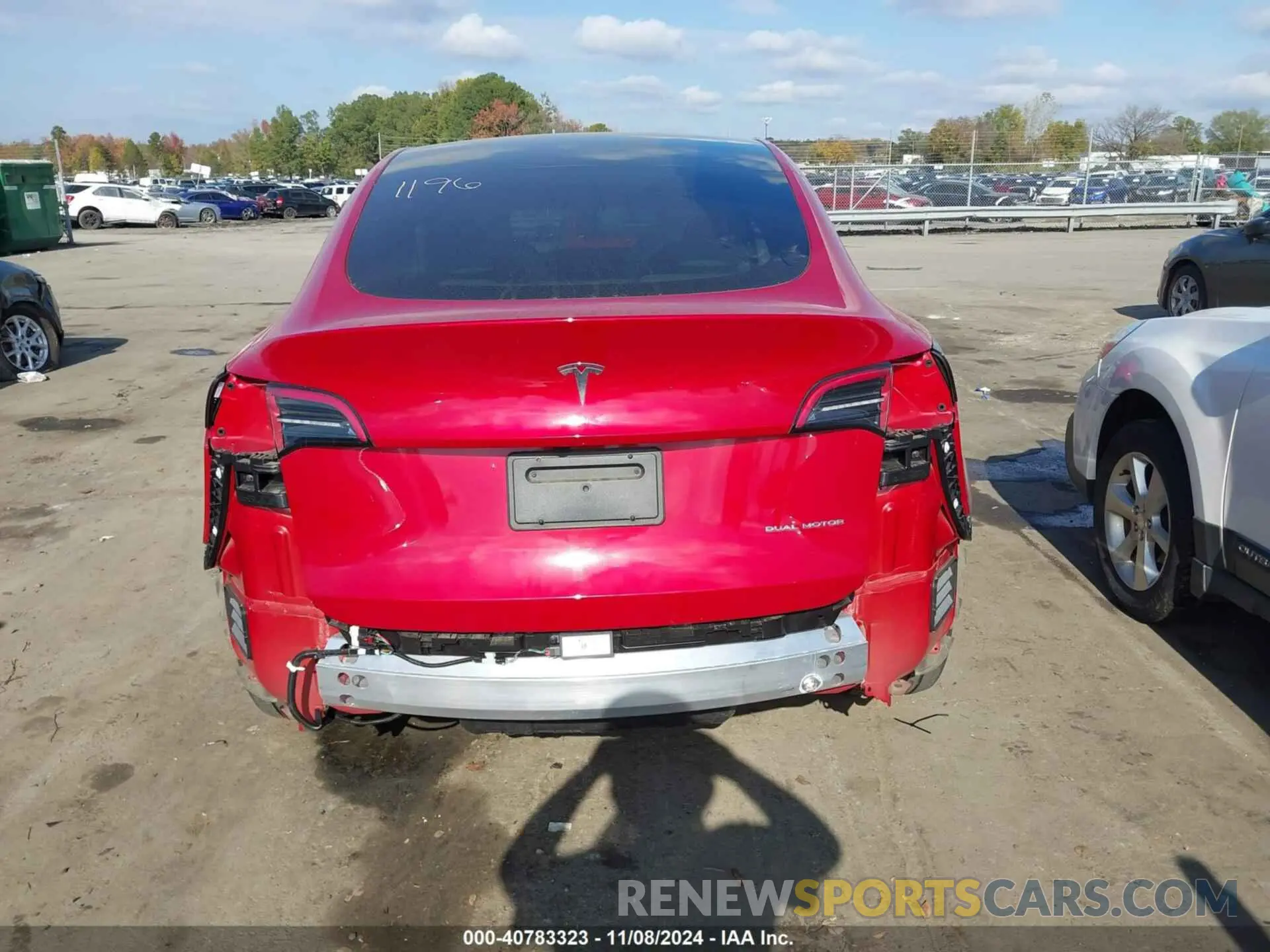 16 Photograph of a damaged car 7SAYGDEE7PA155182 TESLA MODEL Y 2023