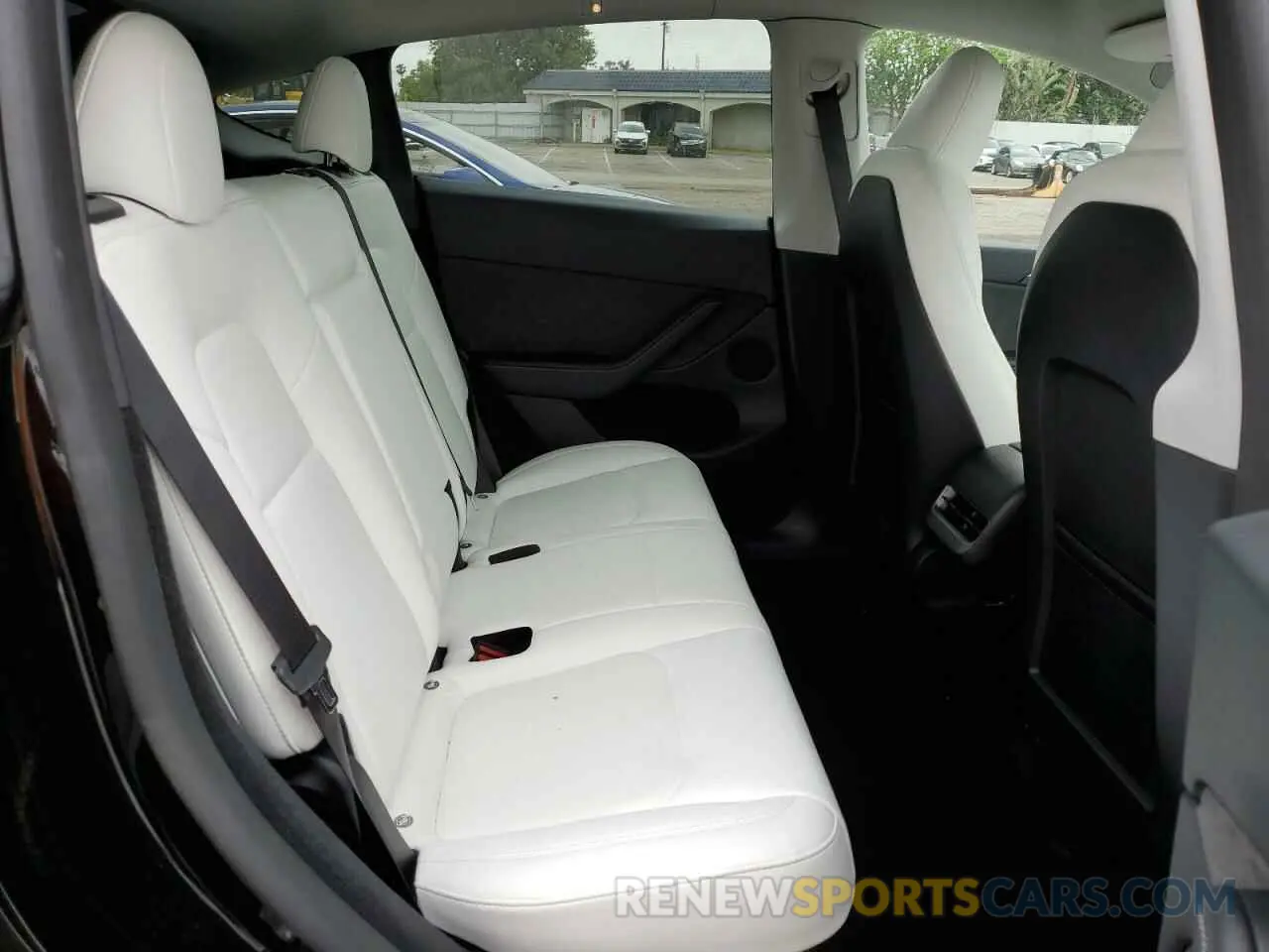11 Photograph of a damaged car 7SAYGDEE7PA155411 TESLA MODEL Y 2023