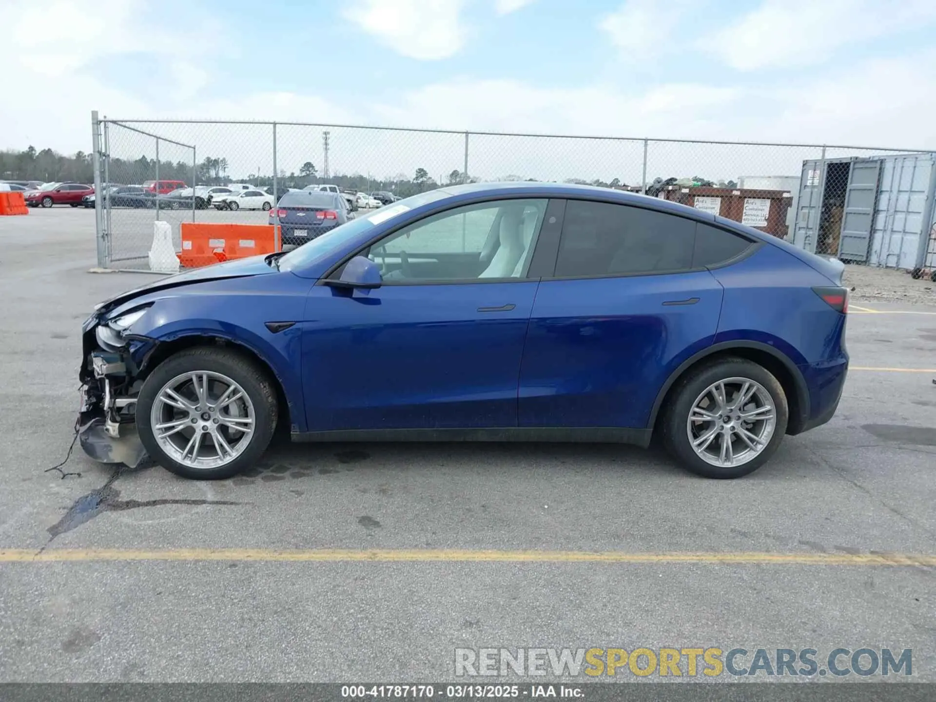 14 Photograph of a damaged car 7SAYGDEE7PA194998 TESLA MODEL Y 2023