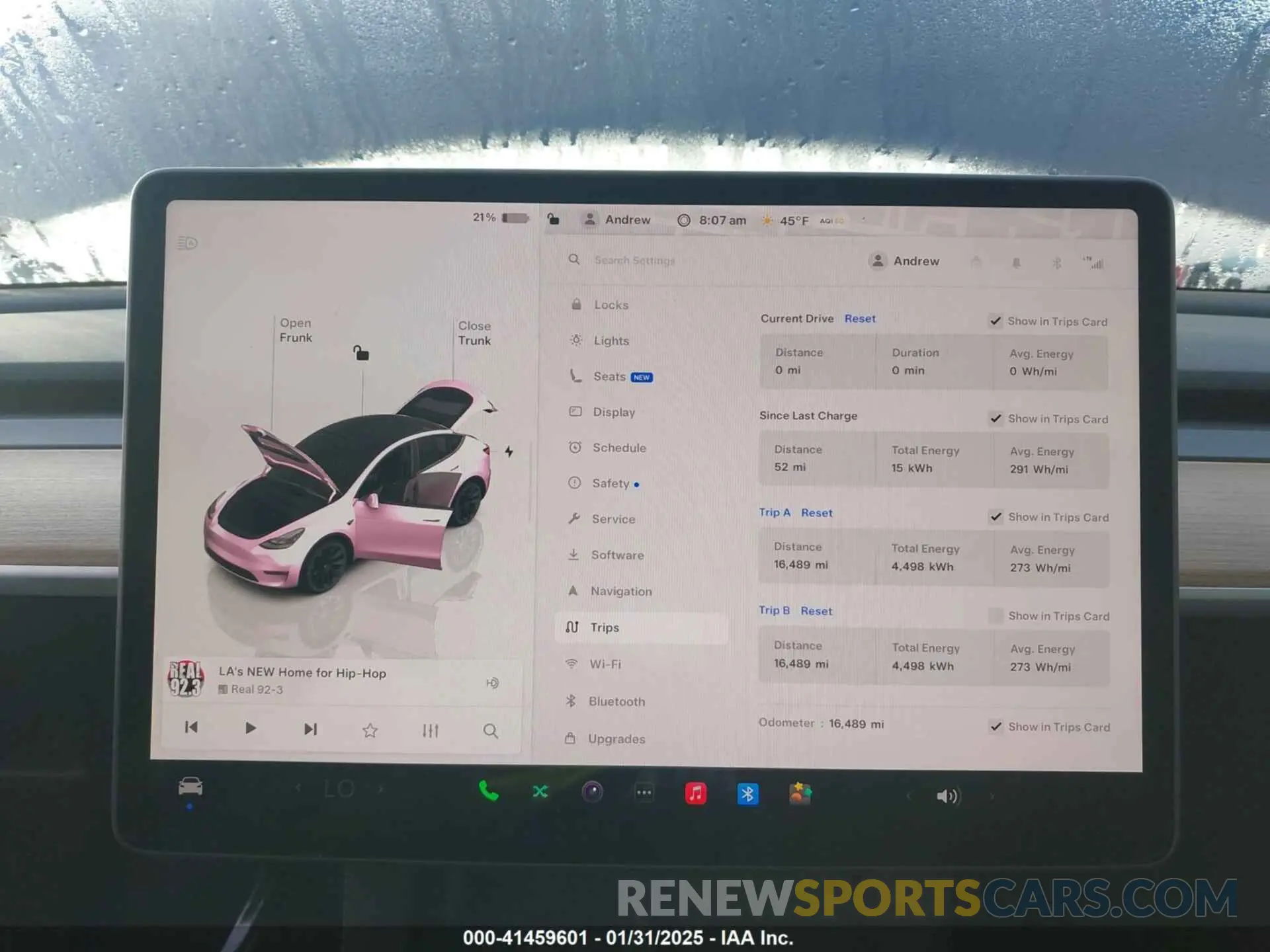 7 Photograph of a damaged car 7SAYGDEE7PA196038 TESLA MODEL Y 2023