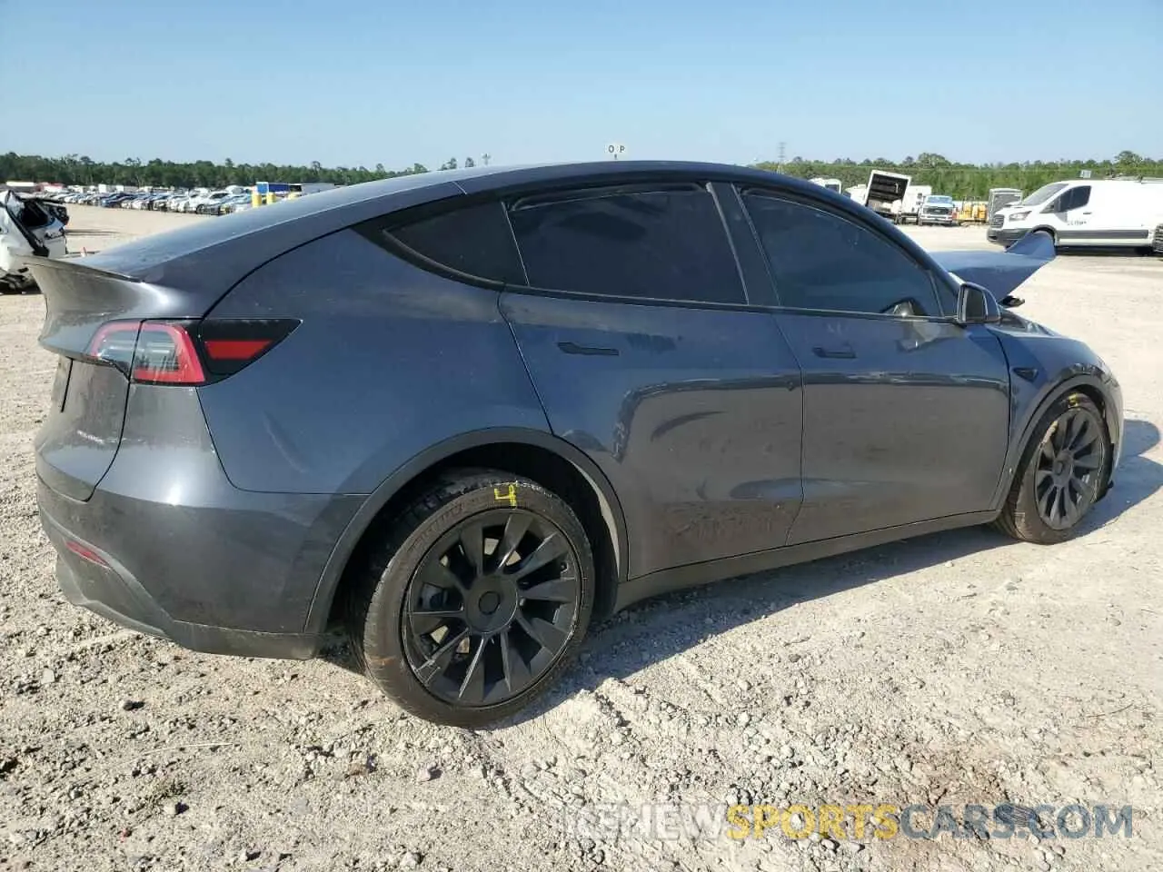 3 Photograph of a damaged car 7SAYGDEE7PA199067 TESLA MODEL Y 2023