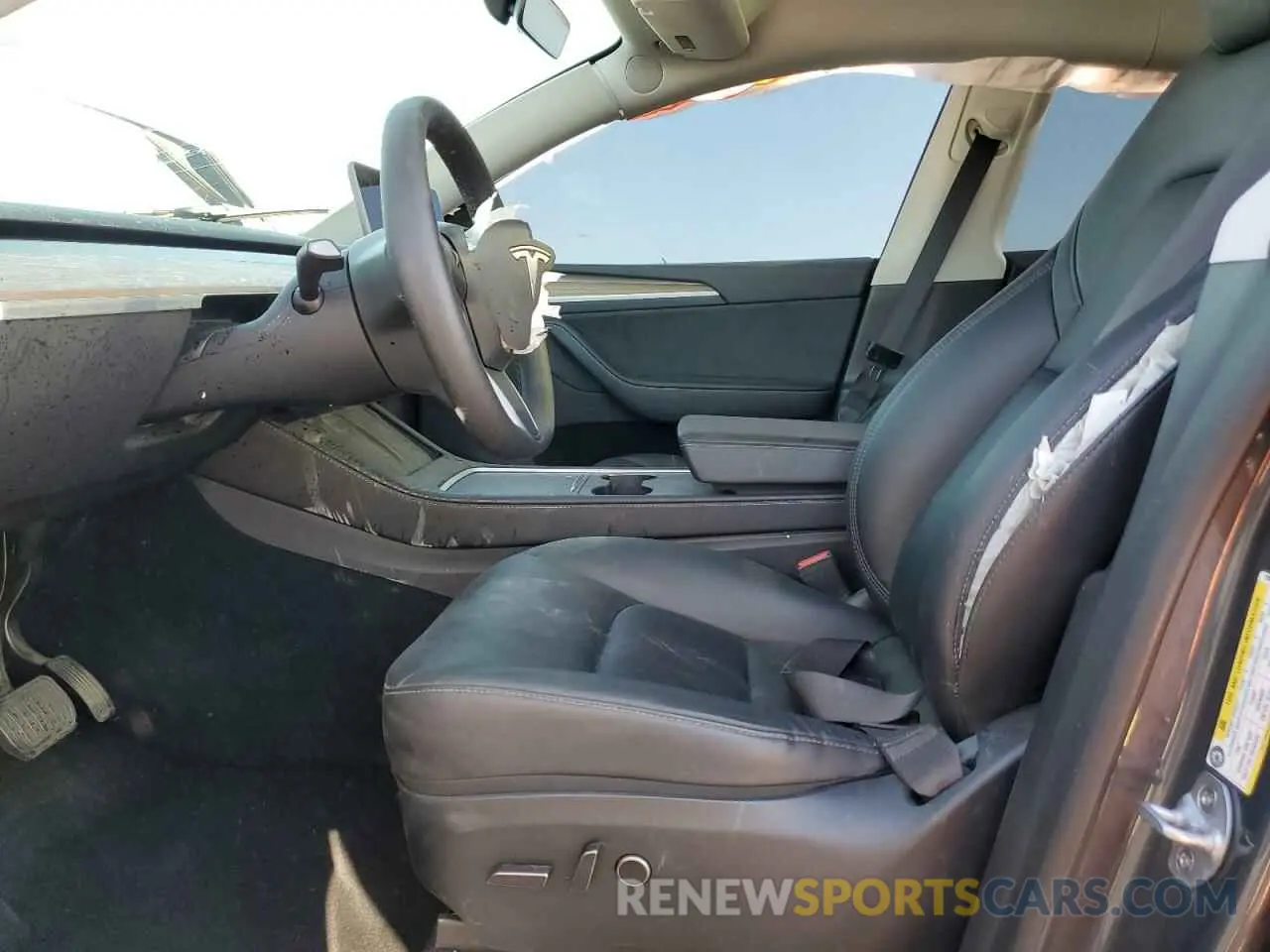 7 Photograph of a damaged car 7SAYGDEE7PA199067 TESLA MODEL Y 2023