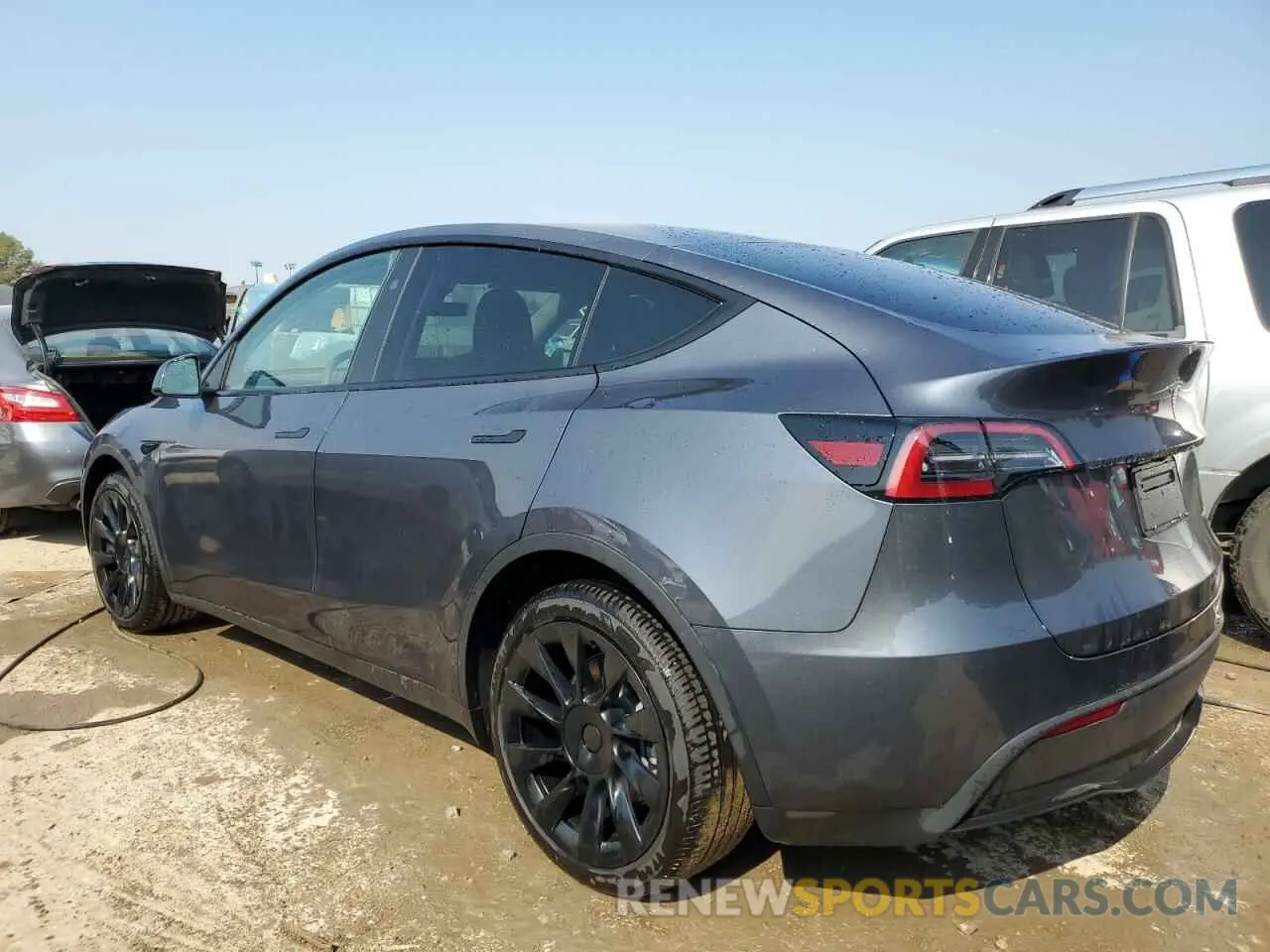 2 Photograph of a damaged car 7SAYGDEE7PA203876 TESLA MODEL Y 2023