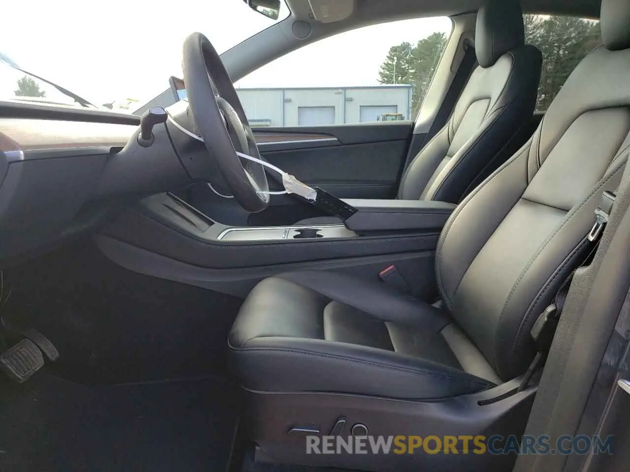 7 Photograph of a damaged car 7SAYGDEE7PF595809 TESLA MODEL Y 2023