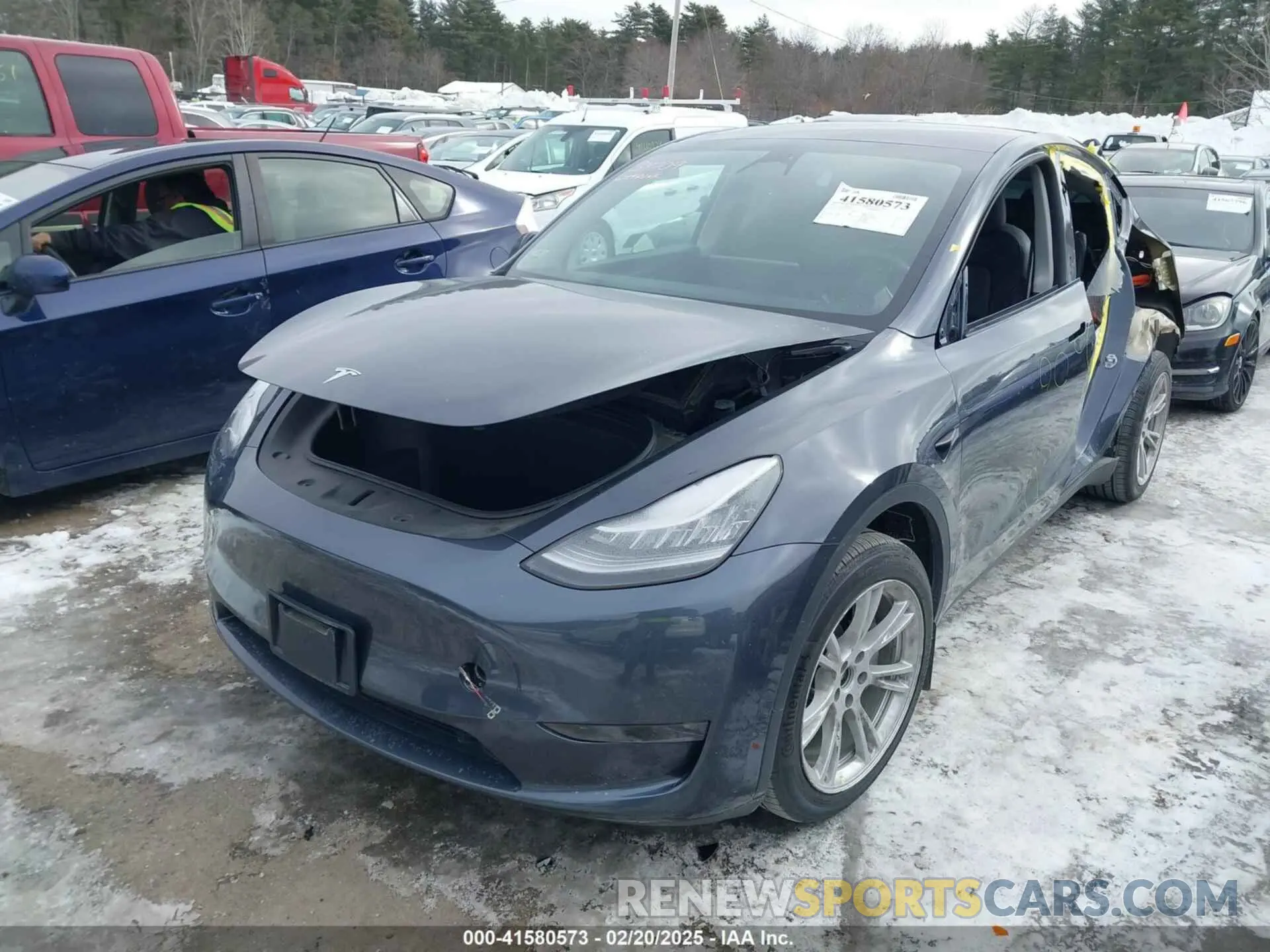 2 Photograph of a damaged car 7SAYGDEE7PF602709 TESLA MODEL Y 2023