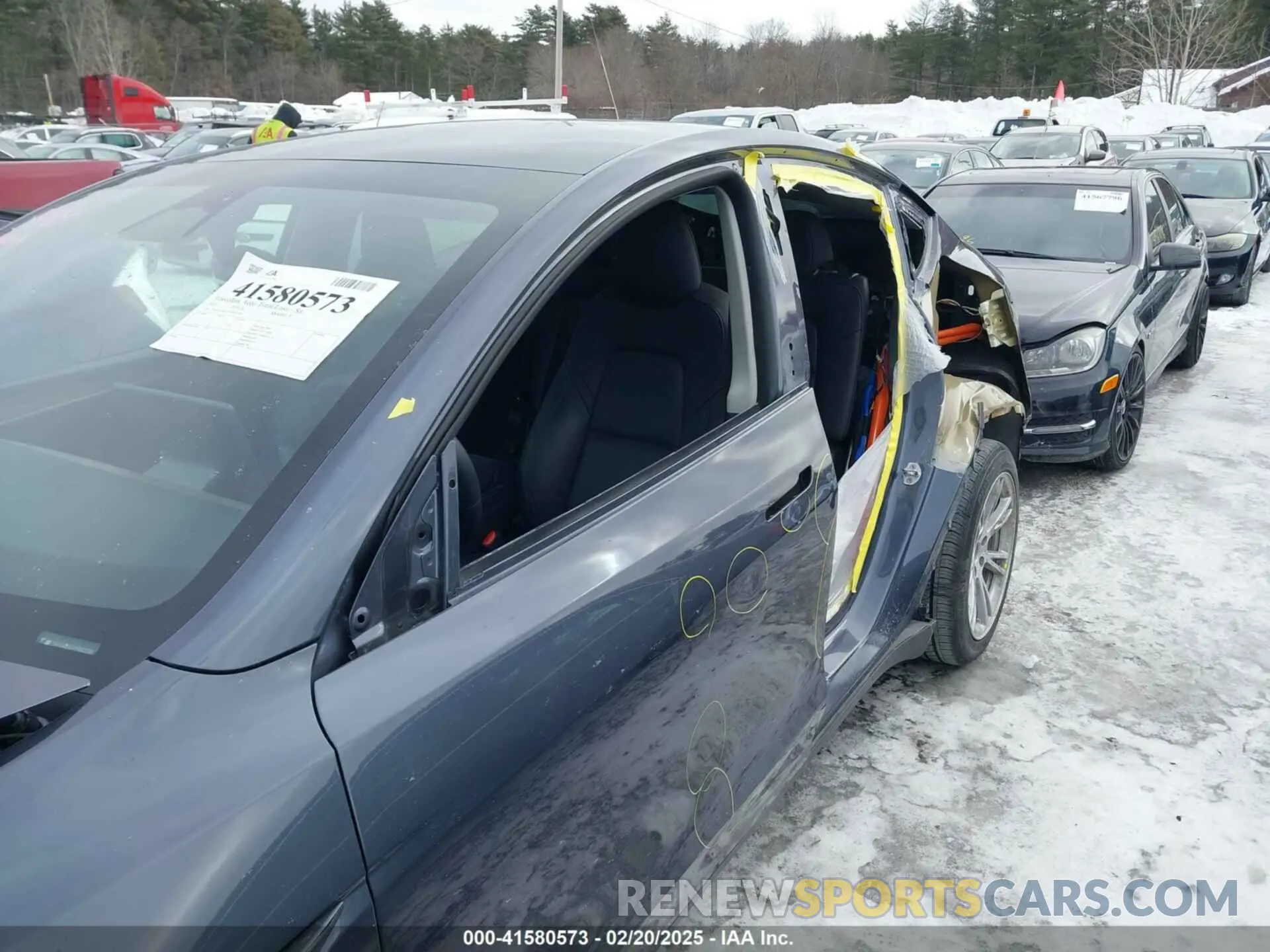 6 Photograph of a damaged car 7SAYGDEE7PF602709 TESLA MODEL Y 2023