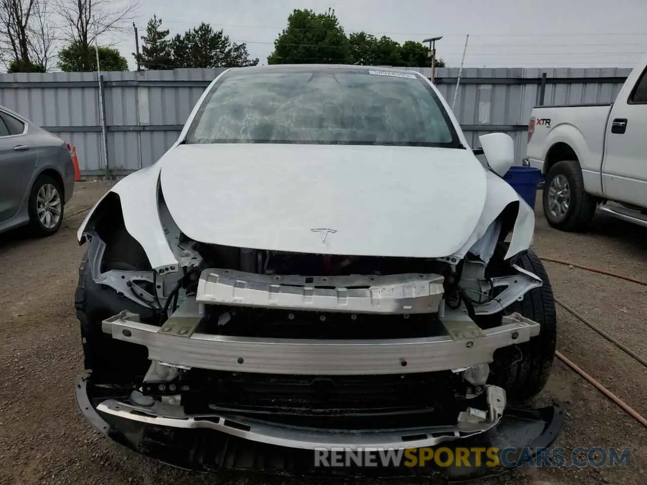 5 Photograph of a damaged car 7SAYGDEE7PF602712 TESLA MODEL Y 2023