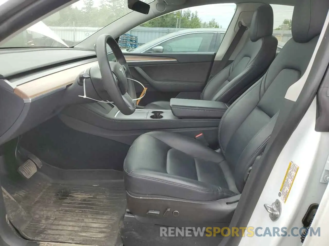 7 Photograph of a damaged car 7SAYGDEE7PF602712 TESLA MODEL Y 2023
