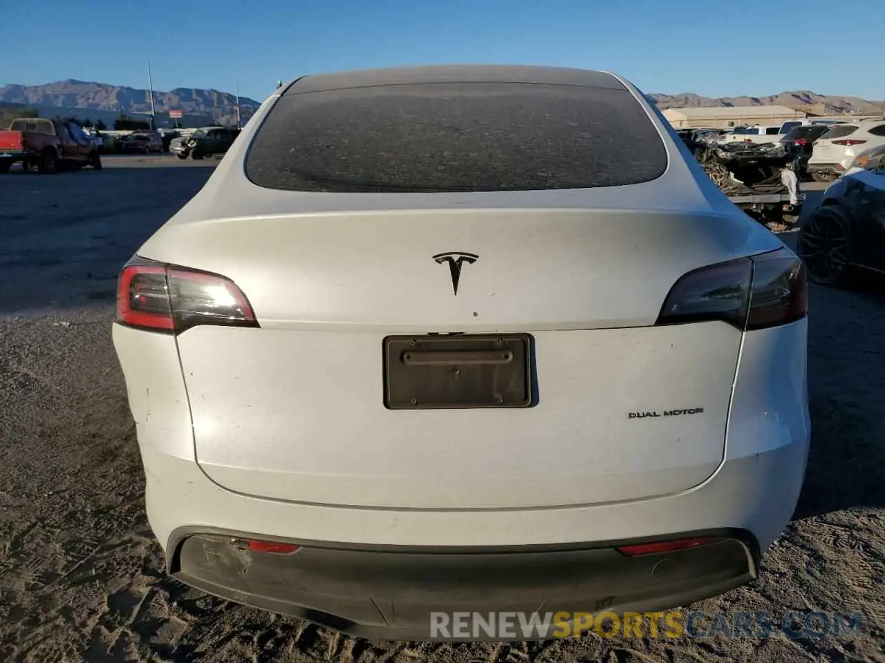 6 Photograph of a damaged car 7SAYGDEE7PF606677 TESLA MODEL Y 2023