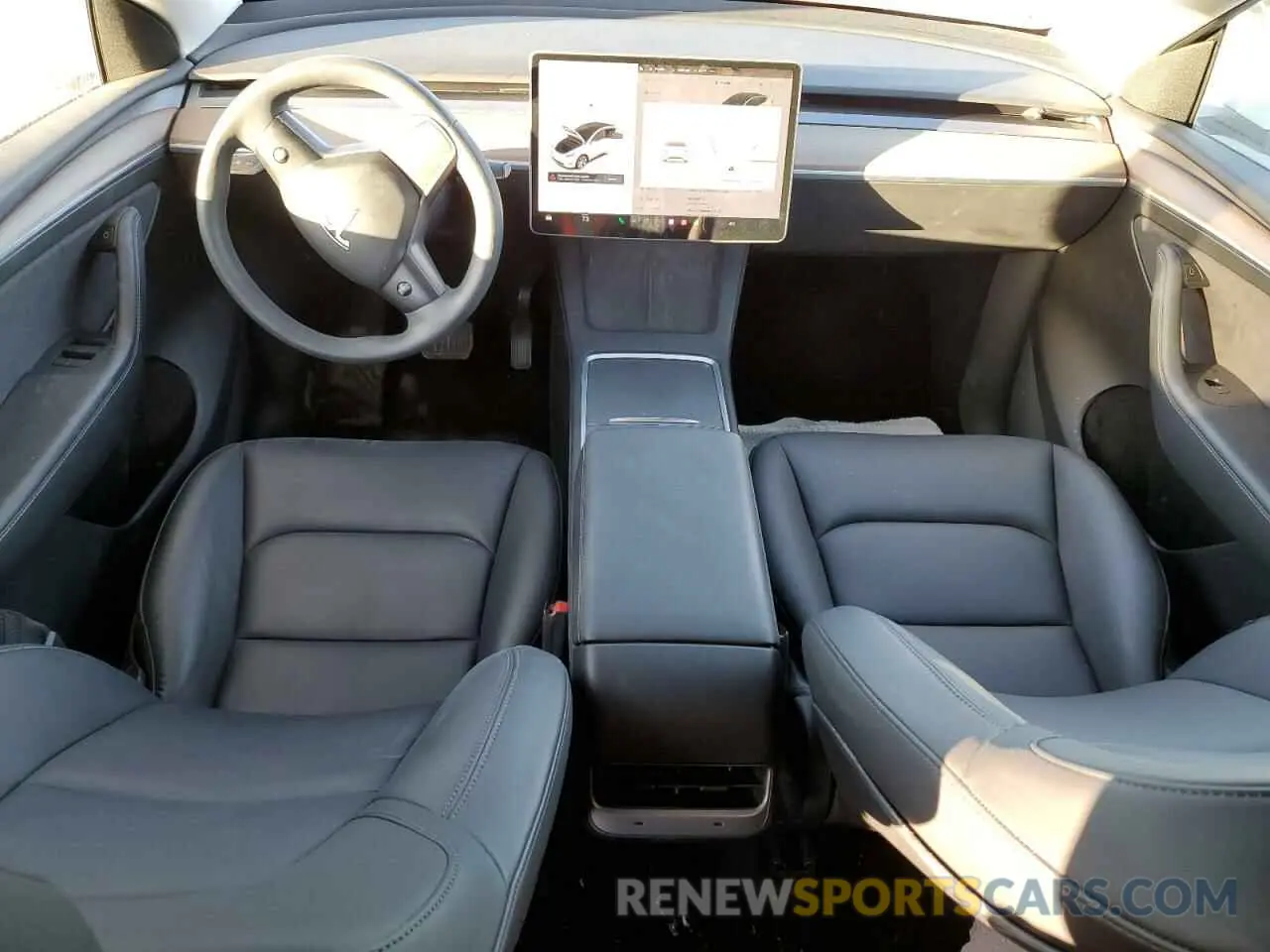 8 Photograph of a damaged car 7SAYGDEE7PF606677 TESLA MODEL Y 2023