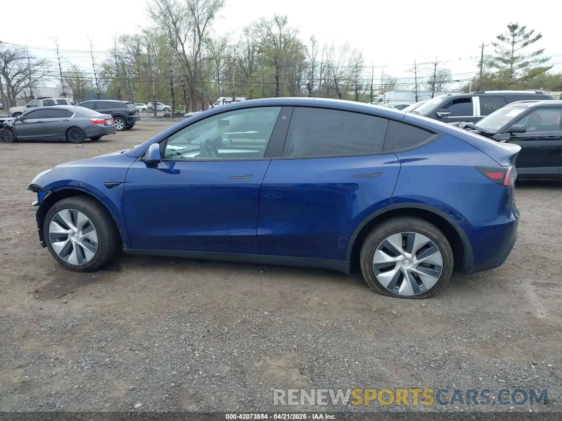 14 Photograph of a damaged car 7SAYGDEE7PF616500 TESLA MODEL Y 2023