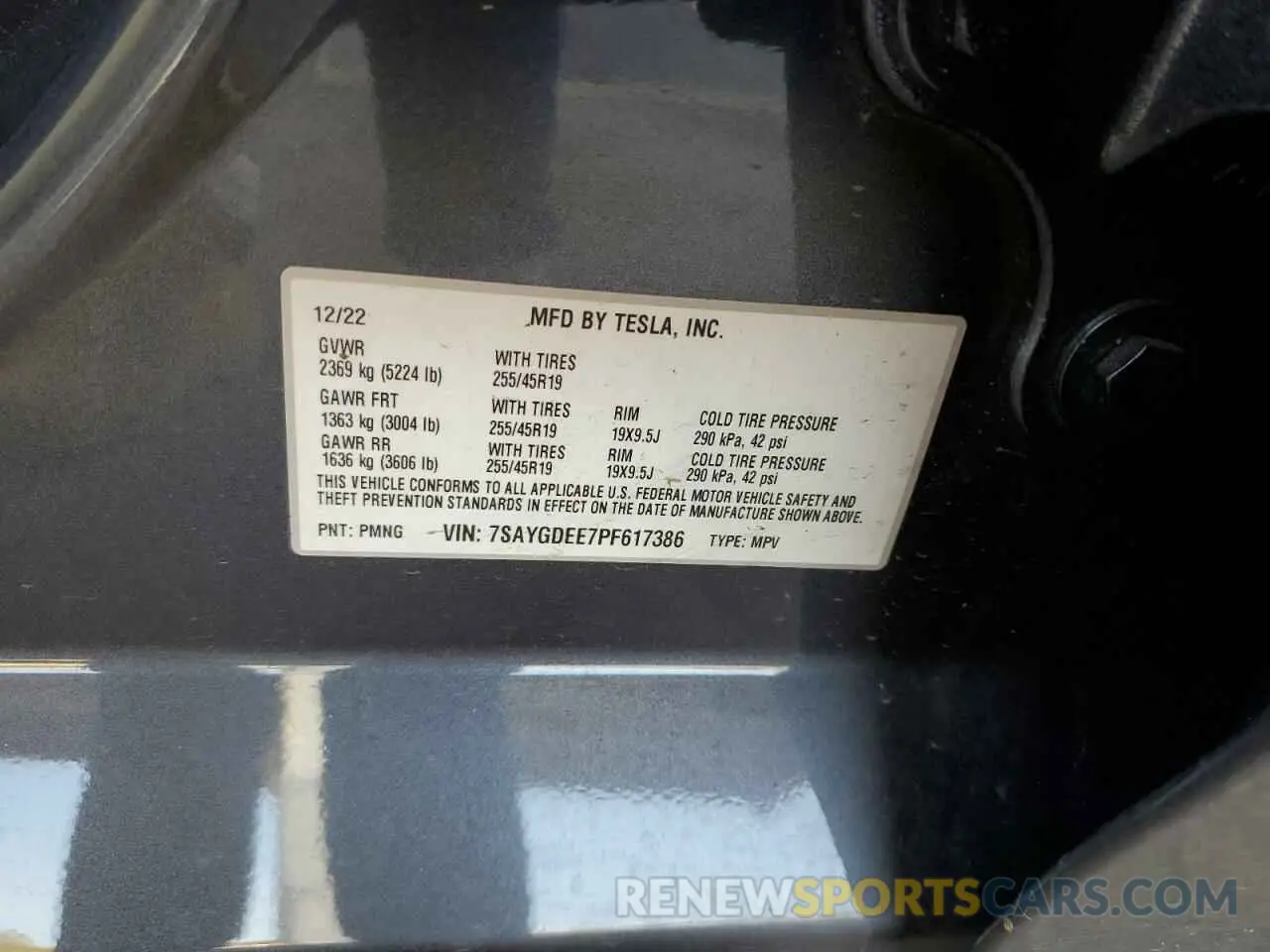 12 Photograph of a damaged car 7SAYGDEE7PF617386 TESLA MODEL Y 2023