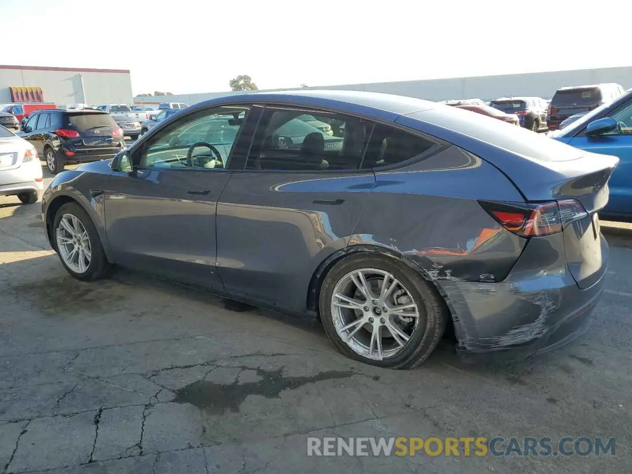 2 Photograph of a damaged car 7SAYGDEE7PF617386 TESLA MODEL Y 2023