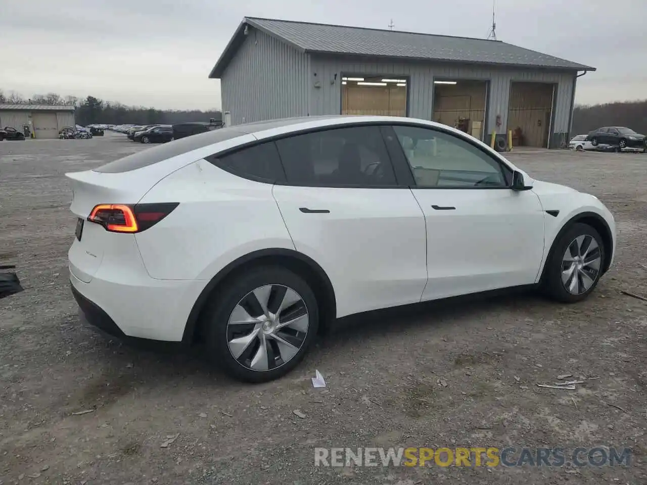 3 Photograph of a damaged car 7SAYGDEE7PF673621 TESLA MODEL Y 2023