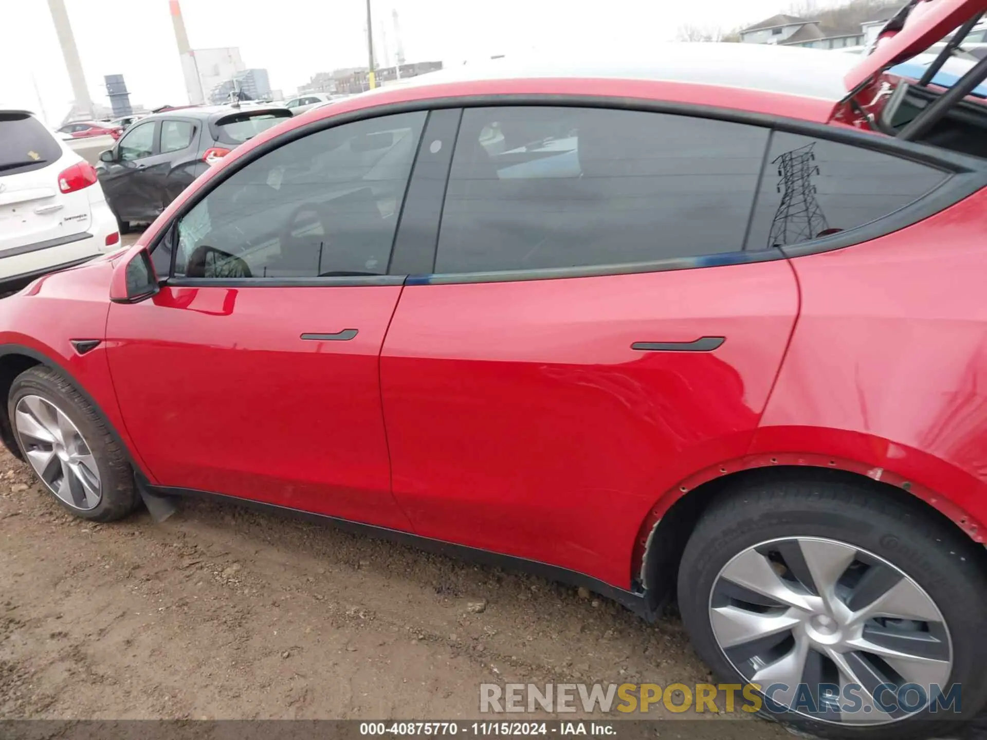 15 Photograph of a damaged car 7SAYGDEE7PF674249 TESLA MODEL Y 2023