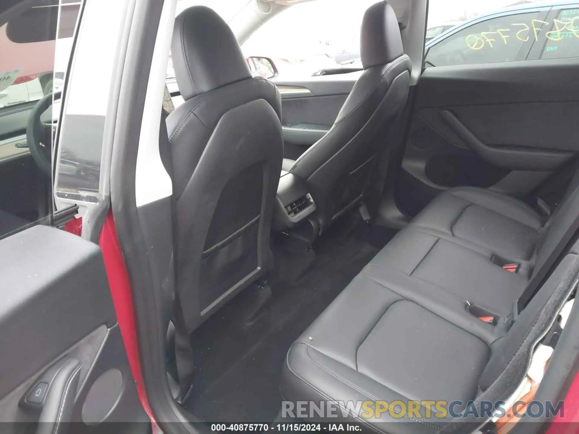 8 Photograph of a damaged car 7SAYGDEE7PF674249 TESLA MODEL Y 2023