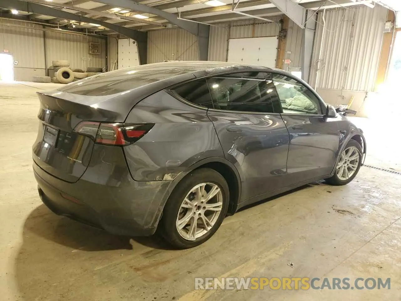 3 Photograph of a damaged car 7SAYGDEE7PF675224 TESLA MODEL Y 2023