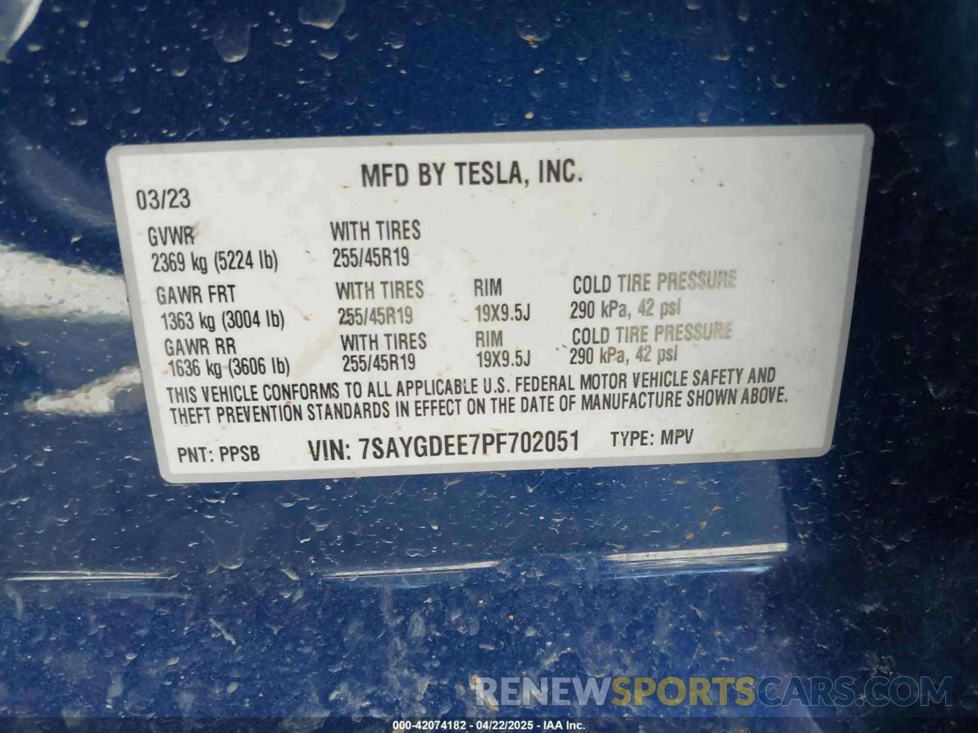 9 Photograph of a damaged car 7SAYGDEE7PF702051 TESLA MODEL Y 2023