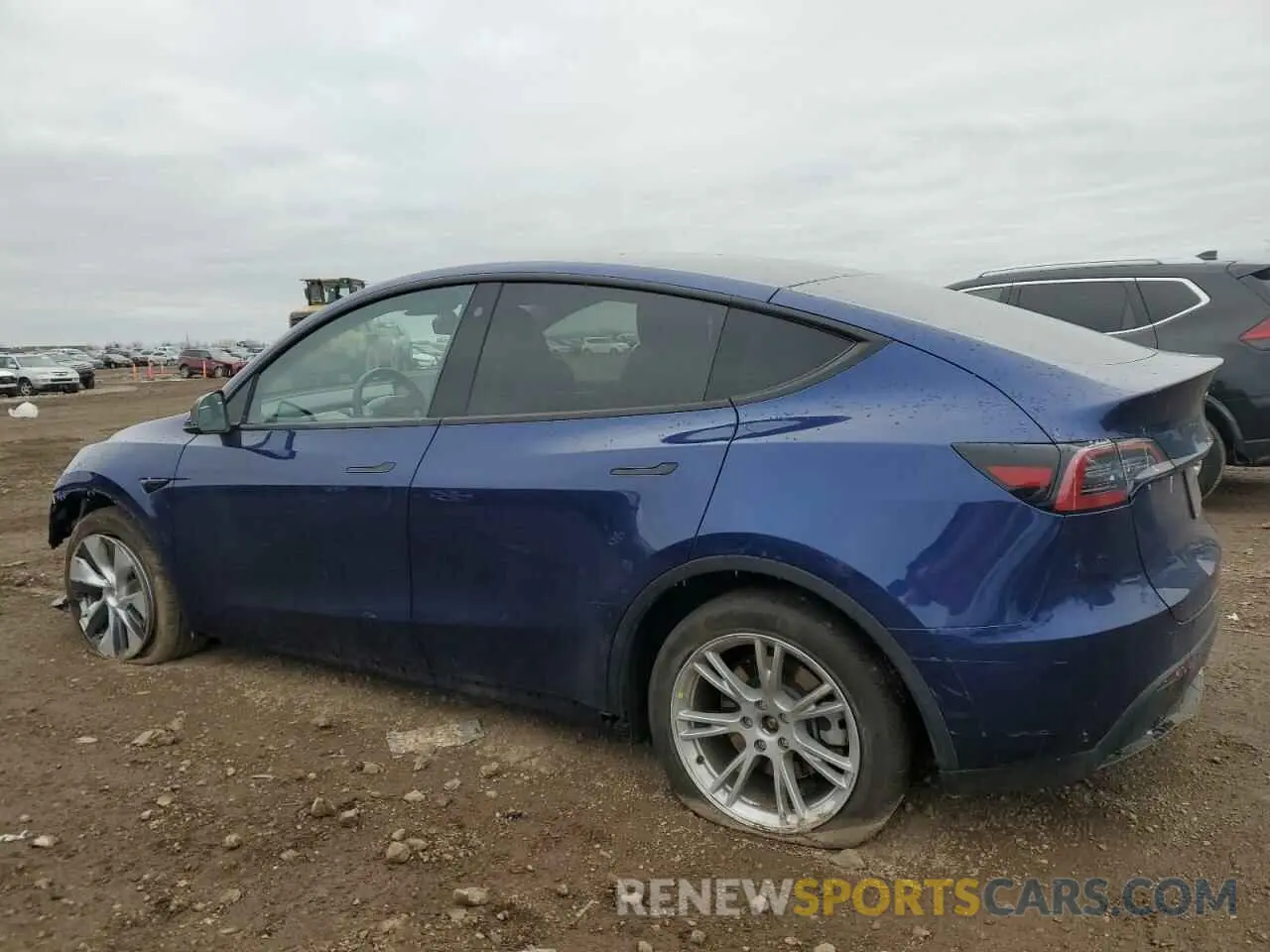 2 Photograph of a damaged car 7SAYGDEE7PF703927 TESLA MODEL Y 2023