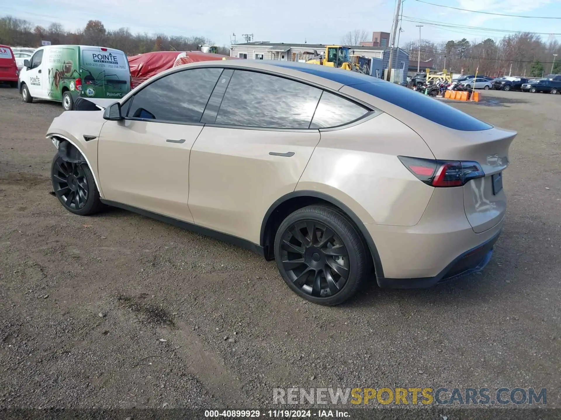 3 Photograph of a damaged car 7SAYGDEE7PF746437 TESLA MODEL Y 2023