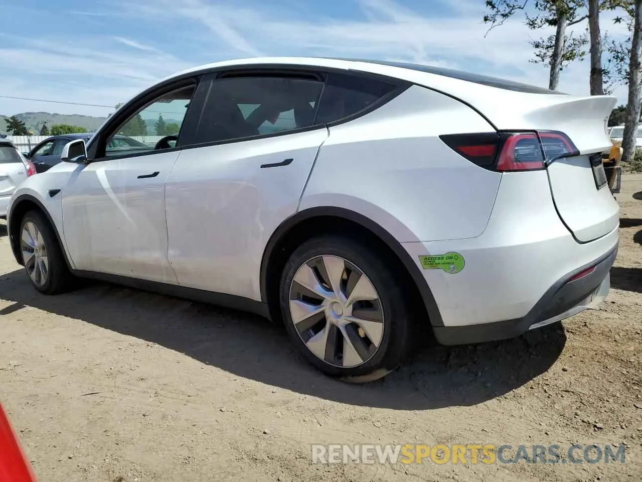 2 Photograph of a damaged car 7SAYGDEE7PF747894 TESLA MODEL Y 2023