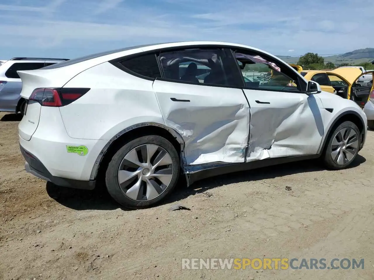 3 Photograph of a damaged car 7SAYGDEE7PF747894 TESLA MODEL Y 2023