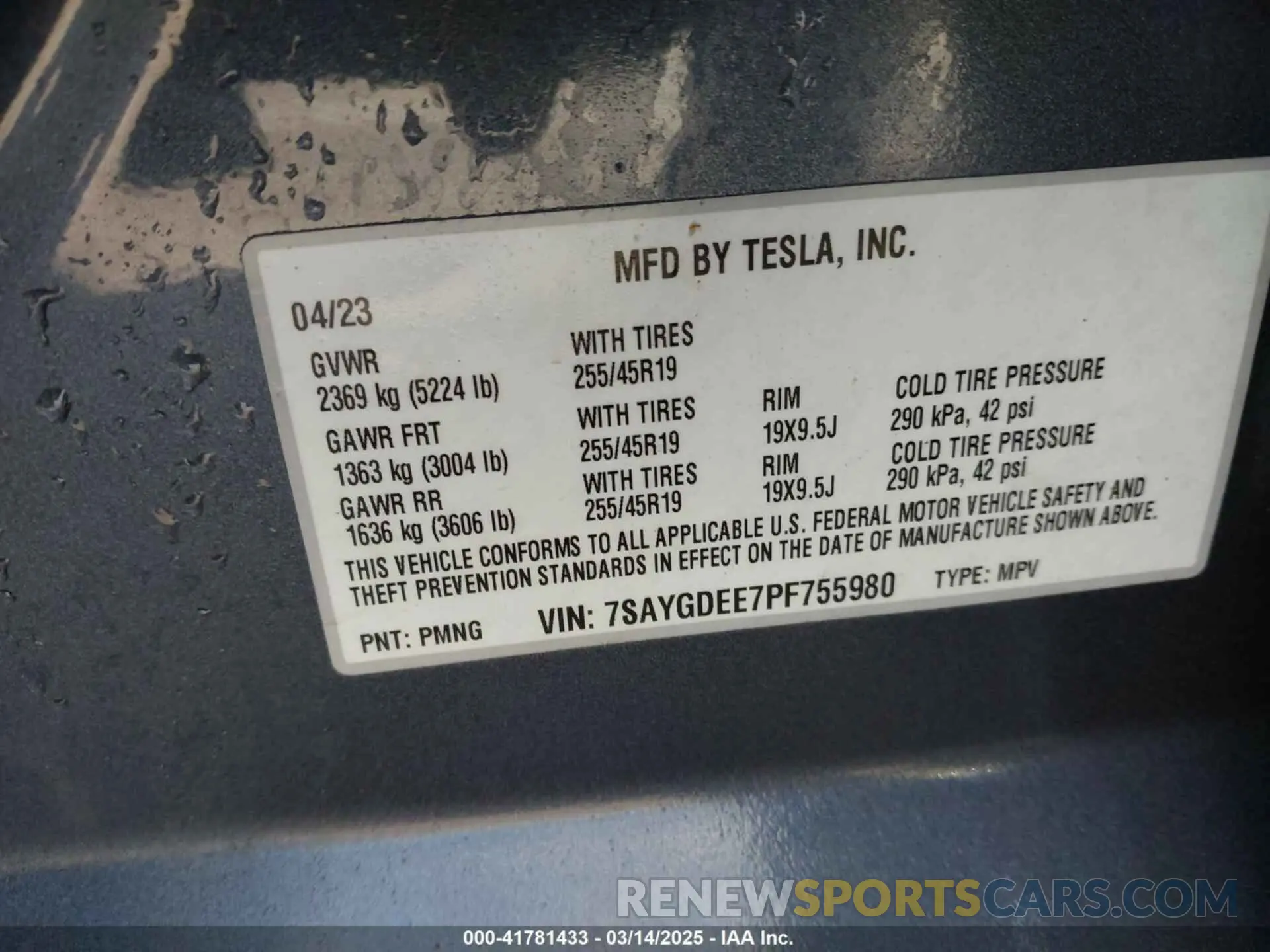 9 Photograph of a damaged car 7SAYGDEE7PF755980 TESLA MODEL Y 2023