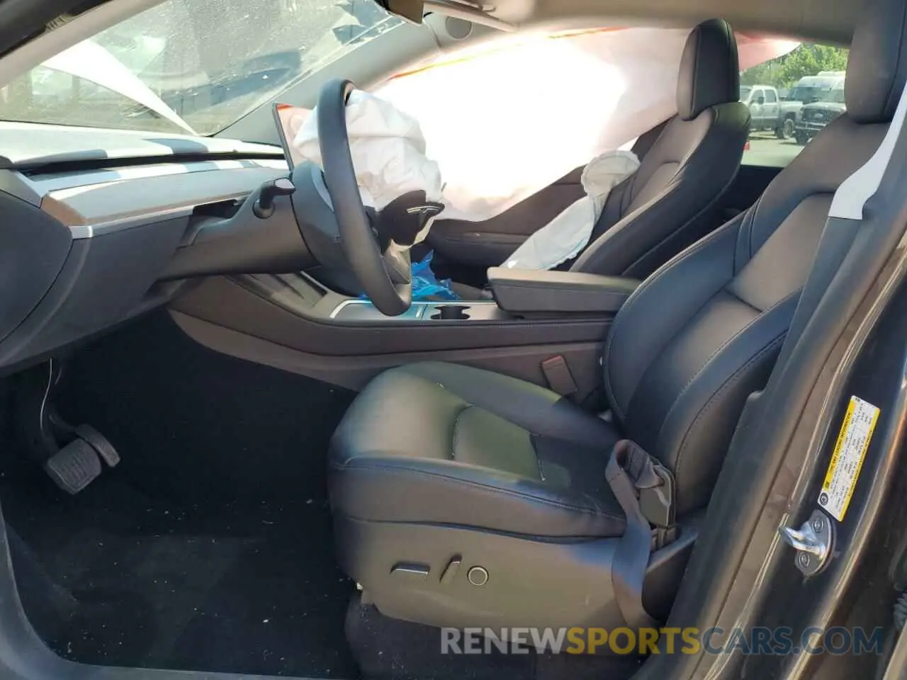 7 Photograph of a damaged car 7SAYGDEE7PF781902 TESLA MODEL Y 2023