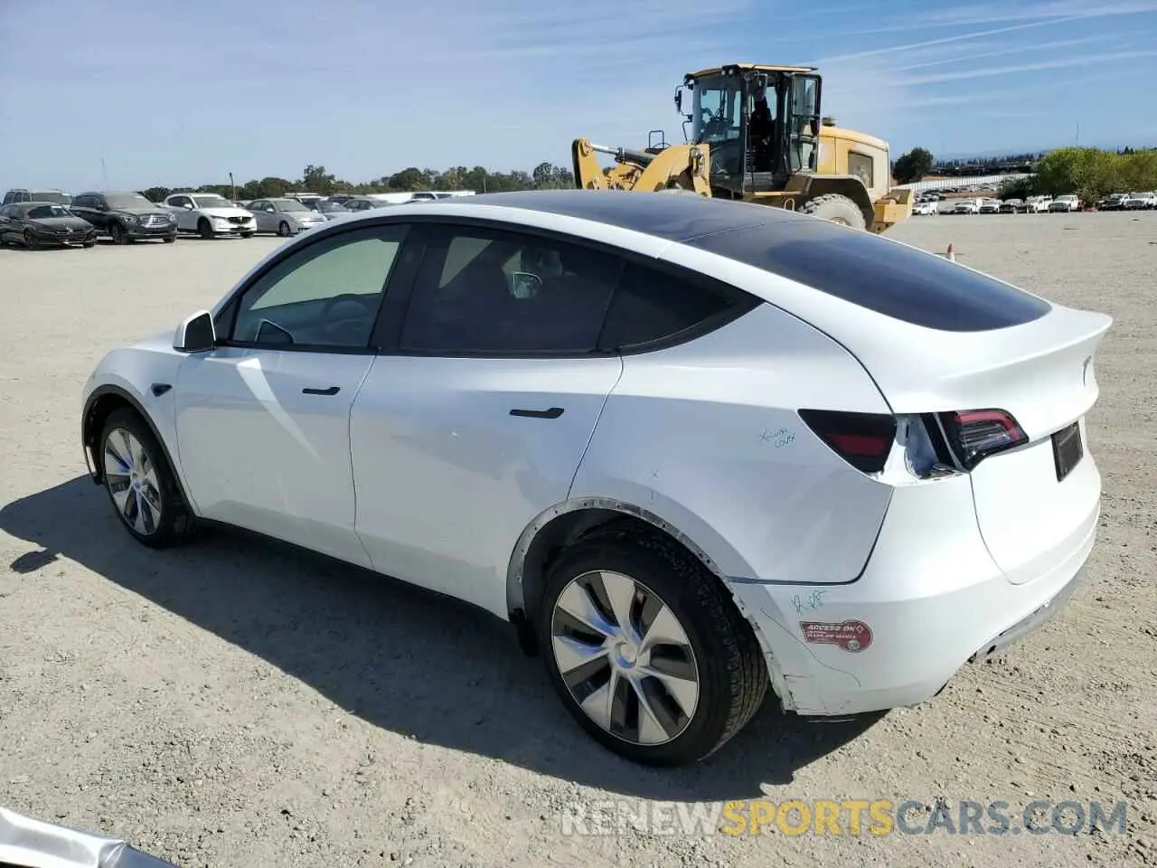2 Photograph of a damaged car 7SAYGDEE7PF790180 TESLA MODEL Y 2023