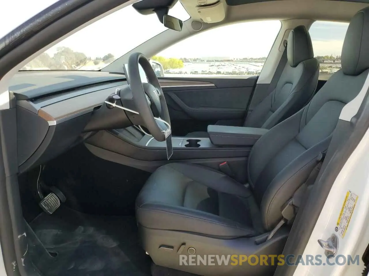 7 Photograph of a damaged car 7SAYGDEE7PF790180 TESLA MODEL Y 2023