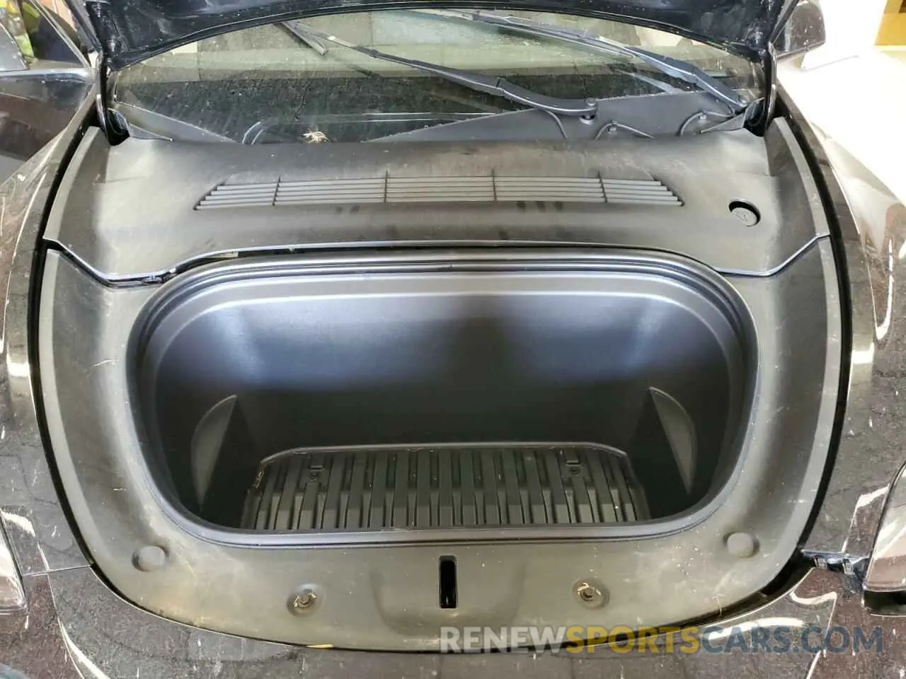 11 Photograph of a damaged car 7SAYGDEE7PF797887 TESLA MODEL Y 2023