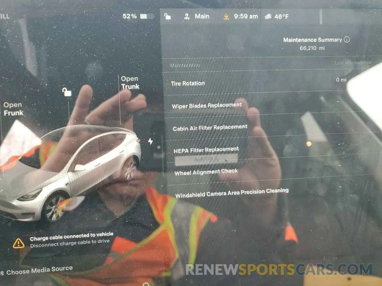 9 Photograph of a damaged car 7SAYGDEE7PF815465 TESLA MODEL Y 2023