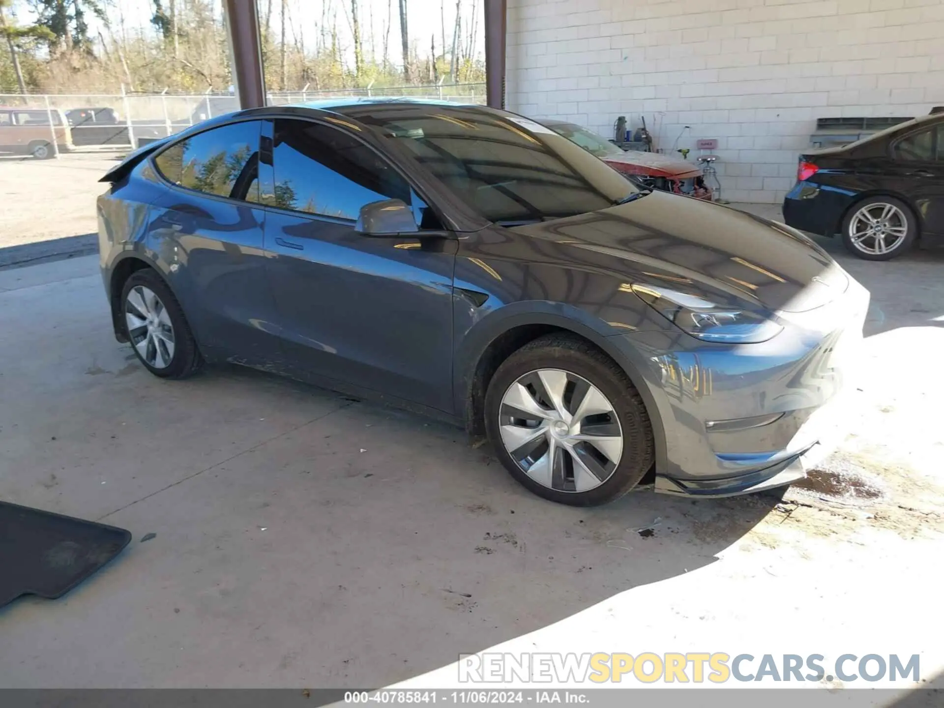 1 Photograph of a damaged car 7SAYGDEE7PF837465 TESLA MODEL Y 2023
