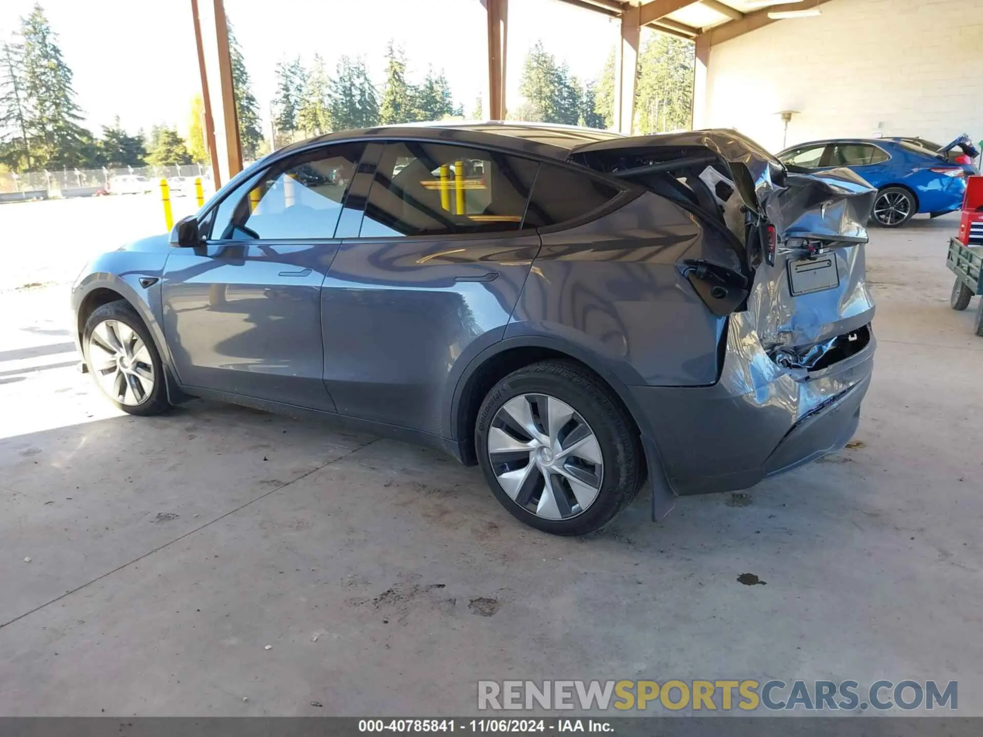 3 Photograph of a damaged car 7SAYGDEE7PF837465 TESLA MODEL Y 2023