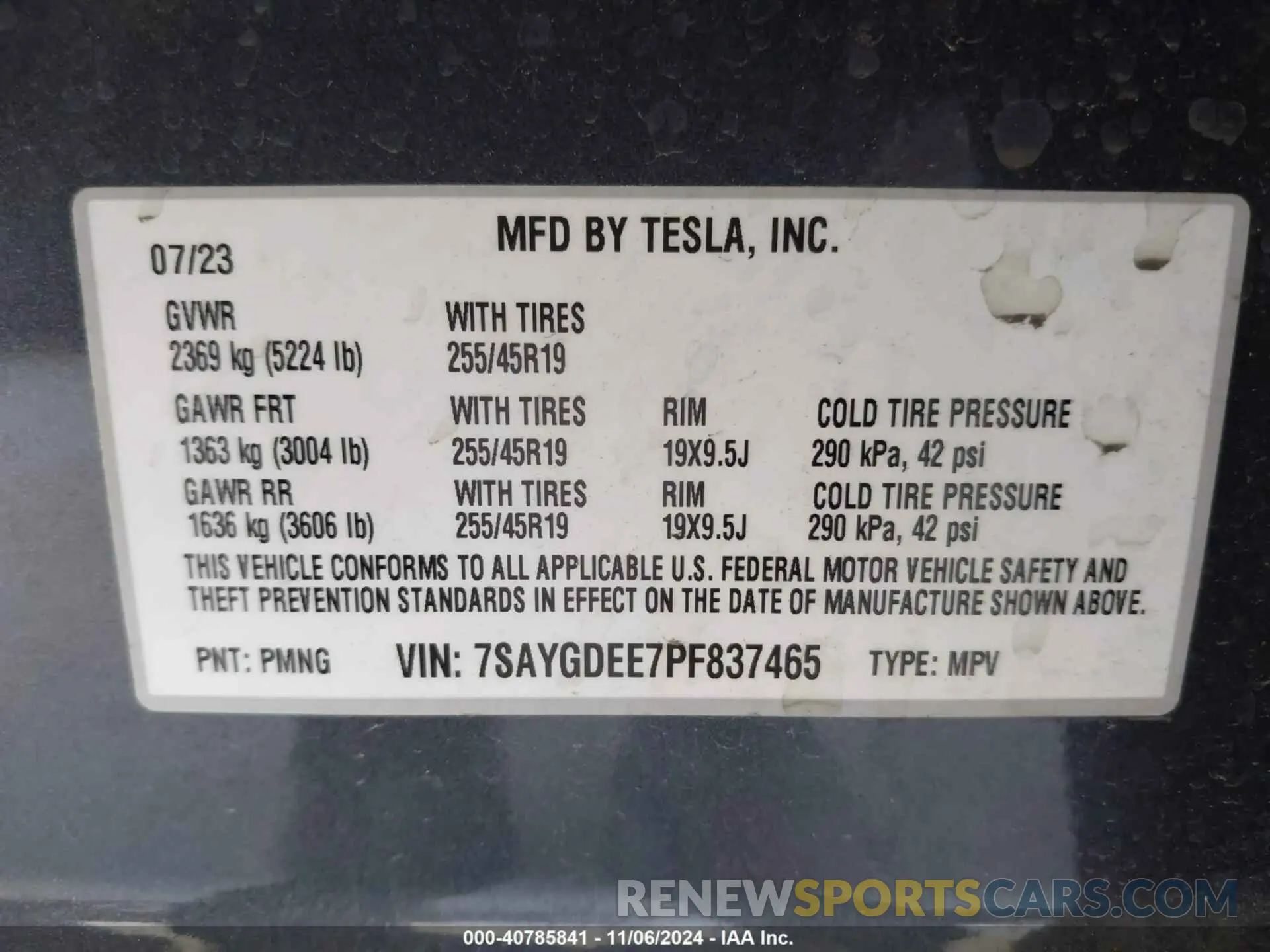 9 Photograph of a damaged car 7SAYGDEE7PF837465 TESLA MODEL Y 2023