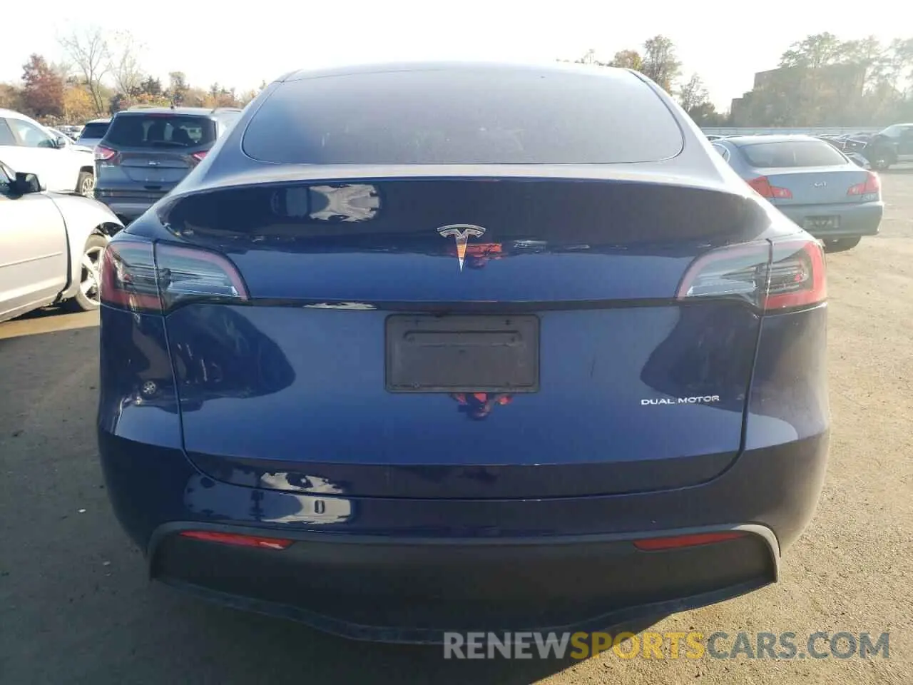 6 Photograph of a damaged car 7SAYGDEE7PF847087 TESLA MODEL Y 2023