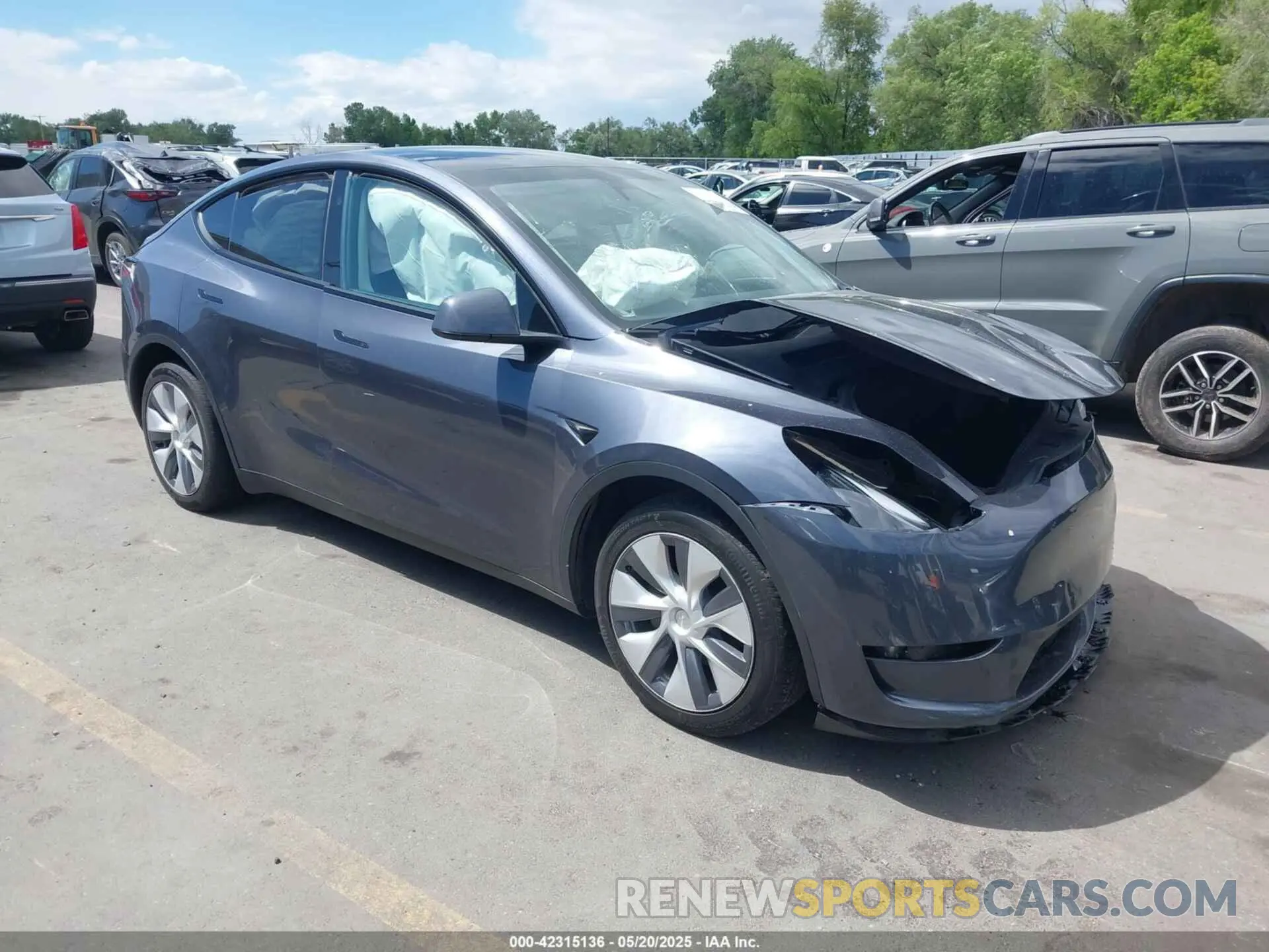 1 Photograph of a damaged car 7SAYGDEE7PF852113 TESLA MODEL Y 2023