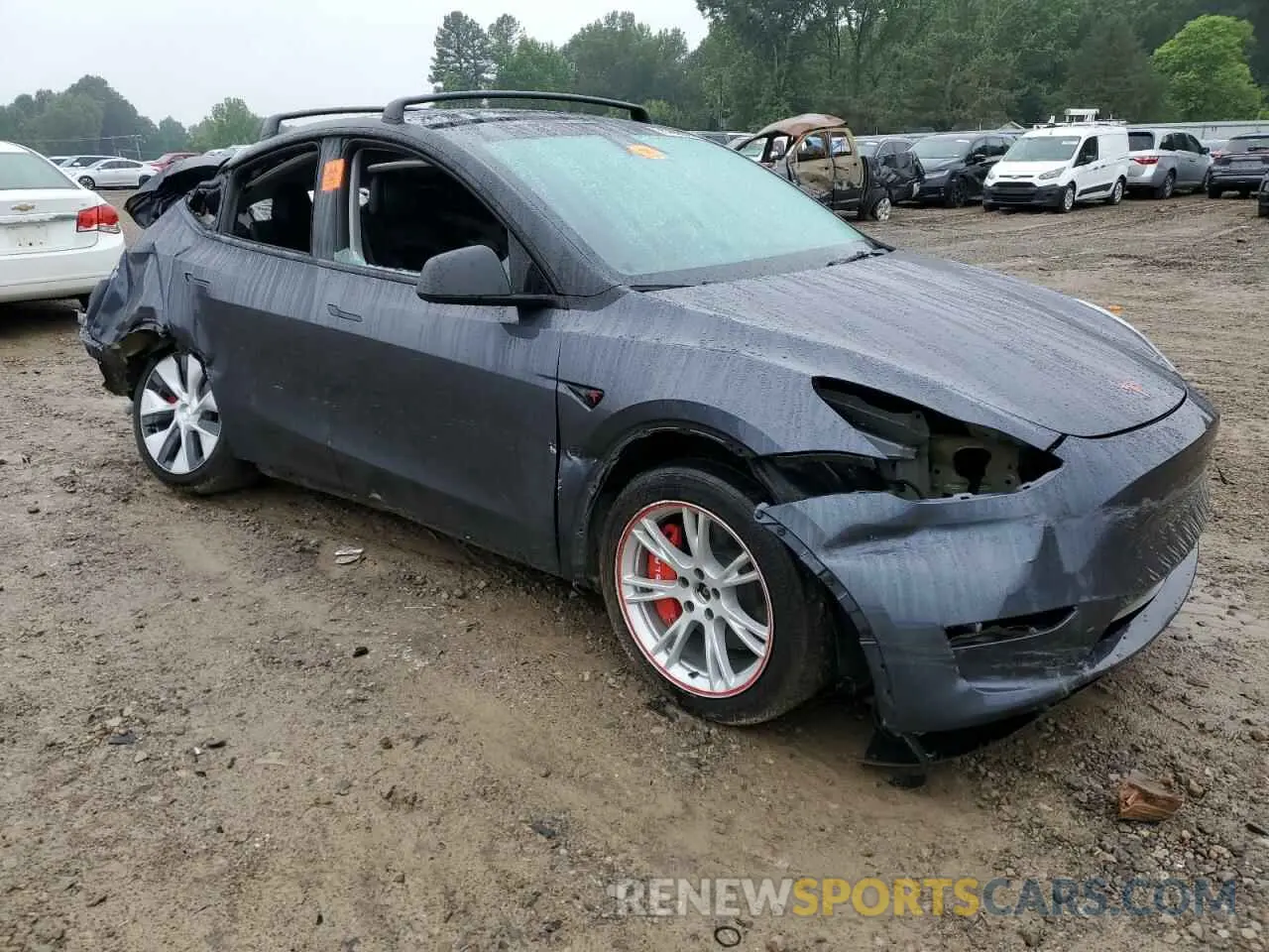 4 Photograph of a damaged car 7SAYGDEE7PF870370 TESLA MODEL Y 2023
