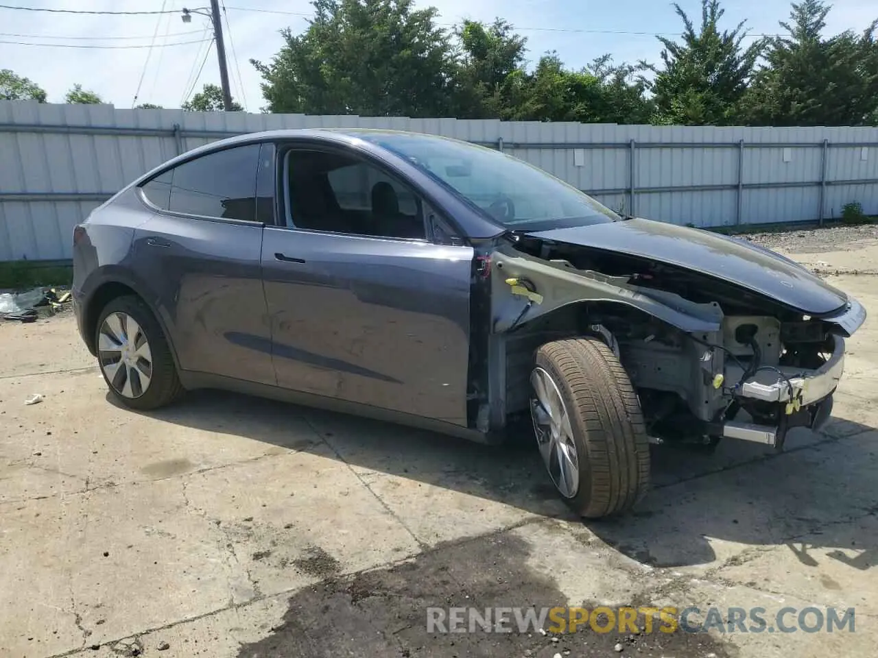 4 Photograph of a damaged car 7SAYGDEE7PF875147 TESLA MODEL Y 2023