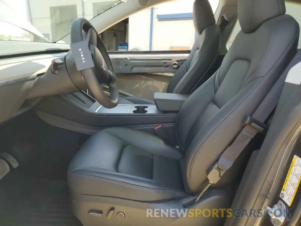 7 Photograph of a damaged car 7SAYGDEE7PF875147 TESLA MODEL Y 2023